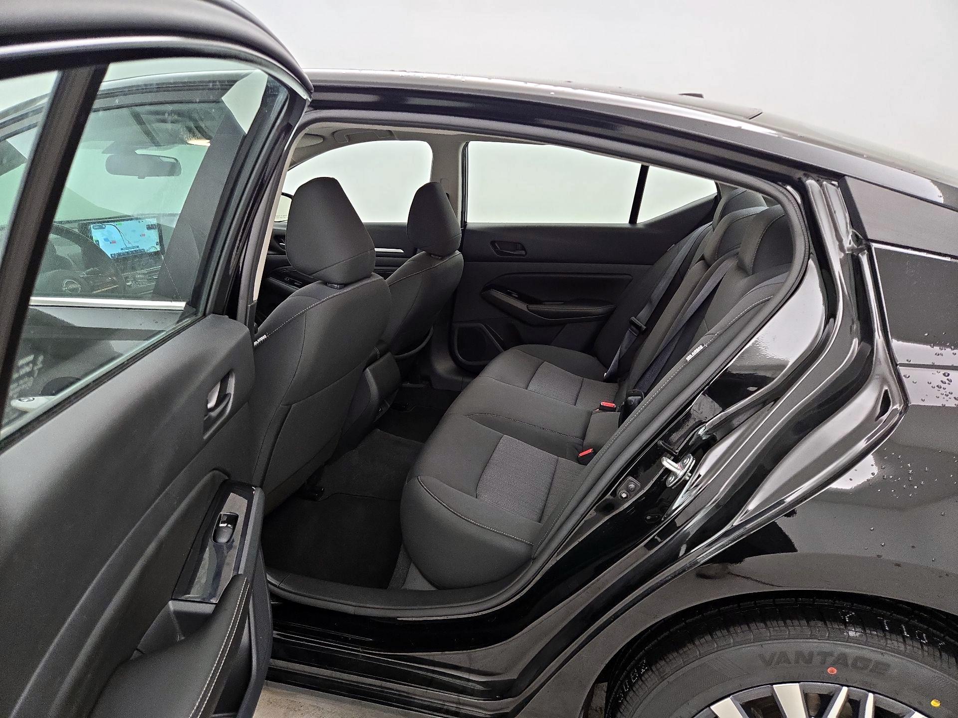 Thumbnail: 2023 Nissan Altima - 20