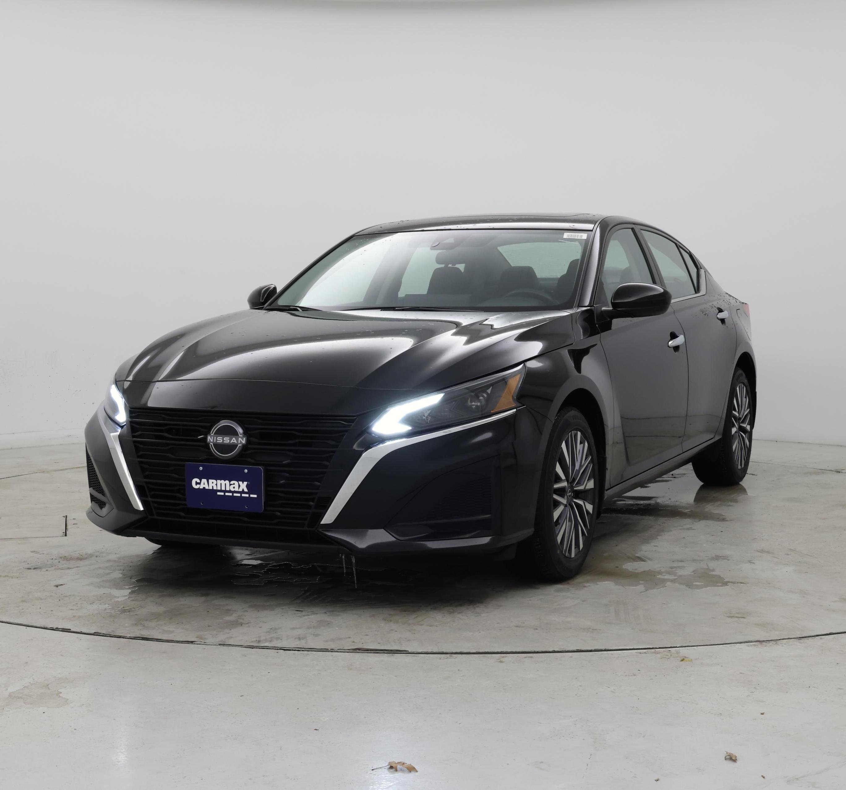 Thumbnail: 2023 Nissan Altima - 4