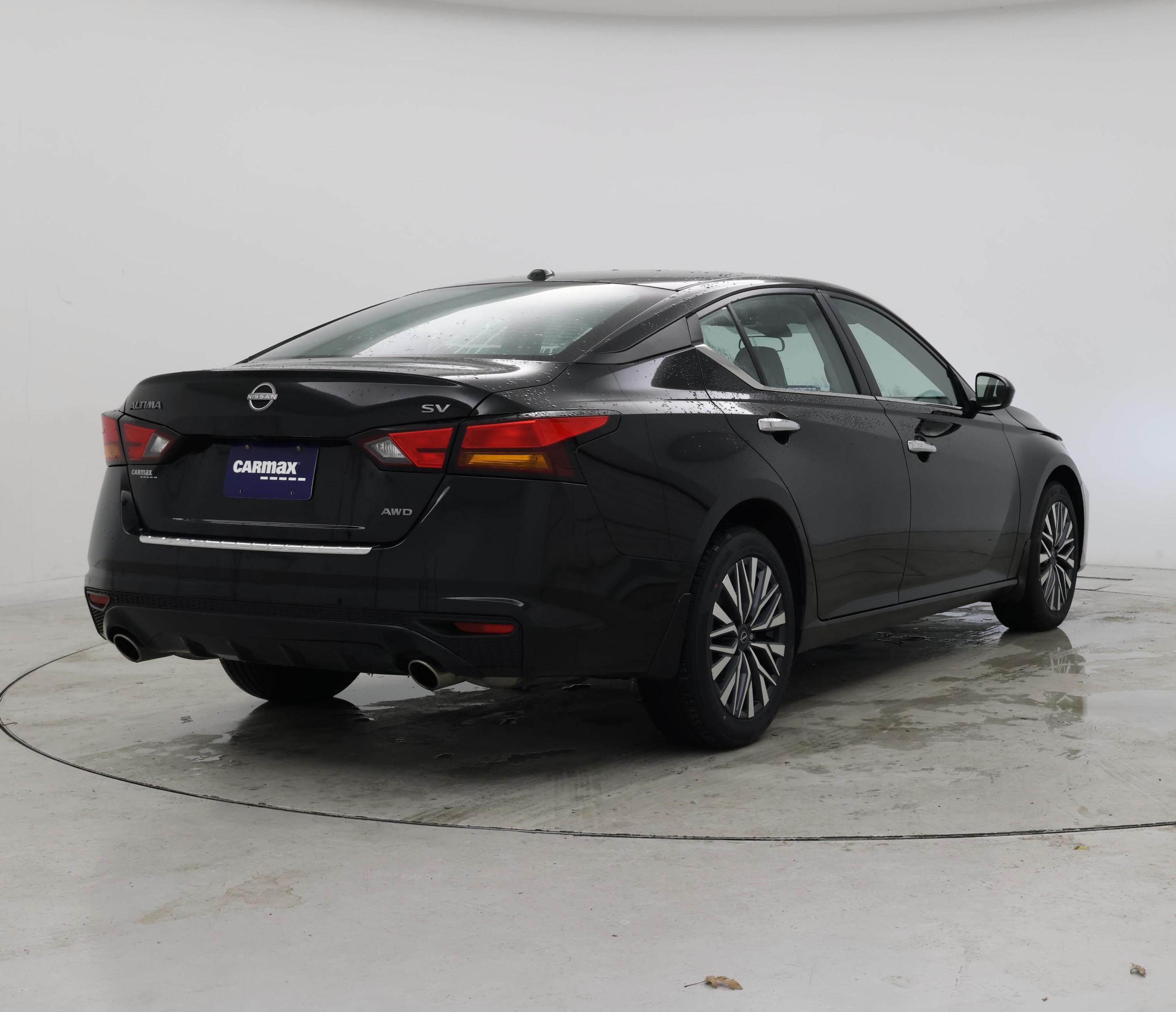 Thumbnail: 2023 Nissan Altima - 8