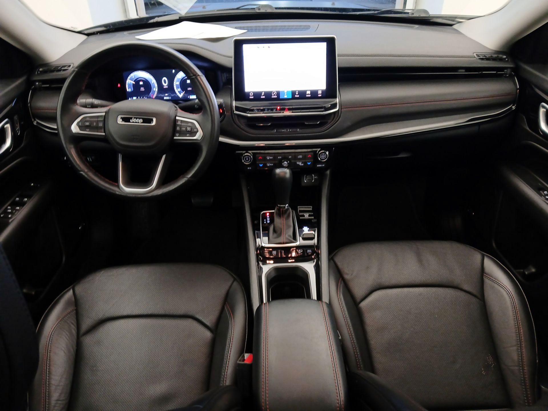 Thumbnail: 2022 Jeep Compass - 9