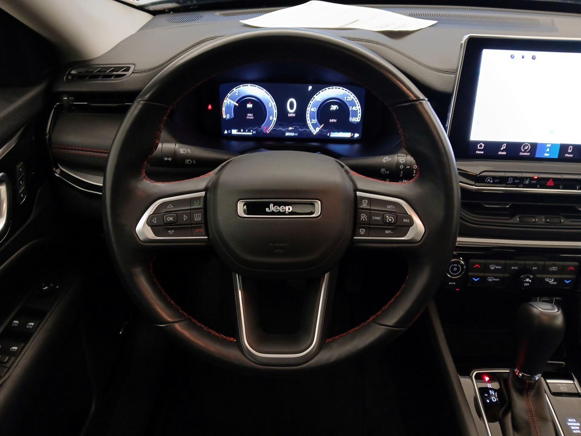 Thumbnail: 2022 Jeep Compass - 10