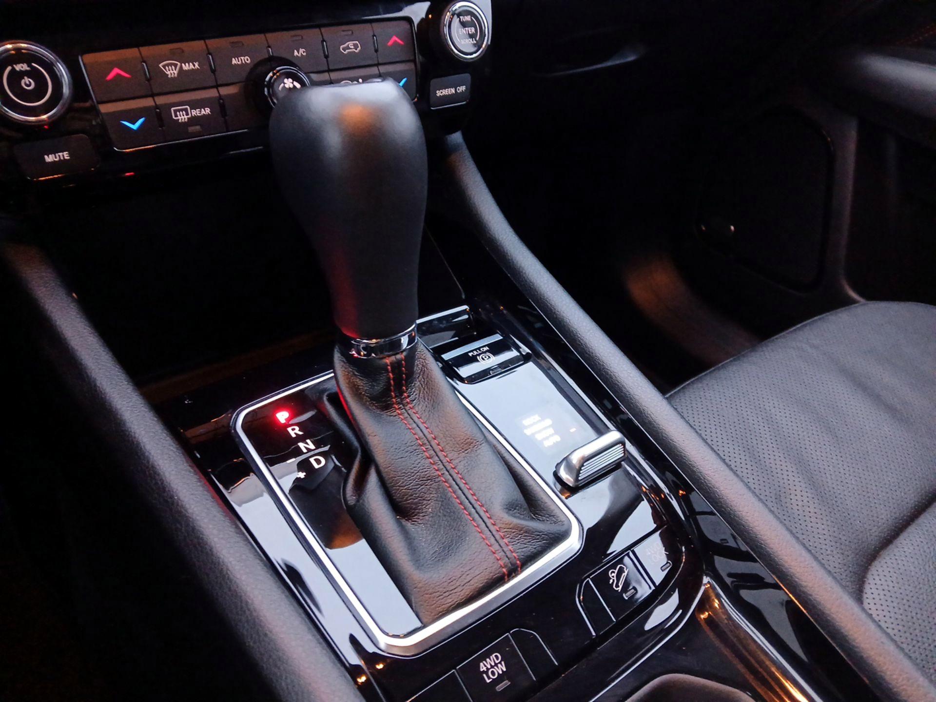 Thumbnail: 2022 Jeep Compass - 18