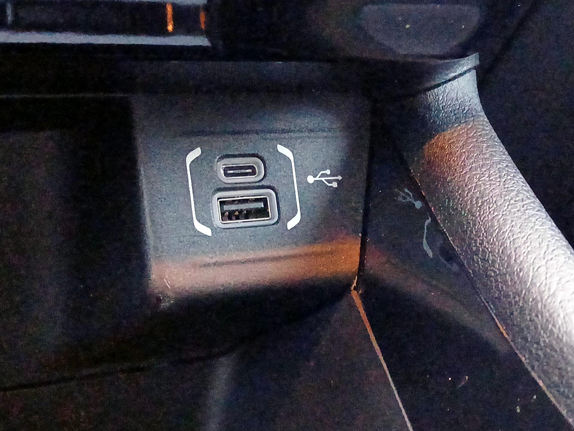 Thumbnail: 2022 Jeep Compass - 19