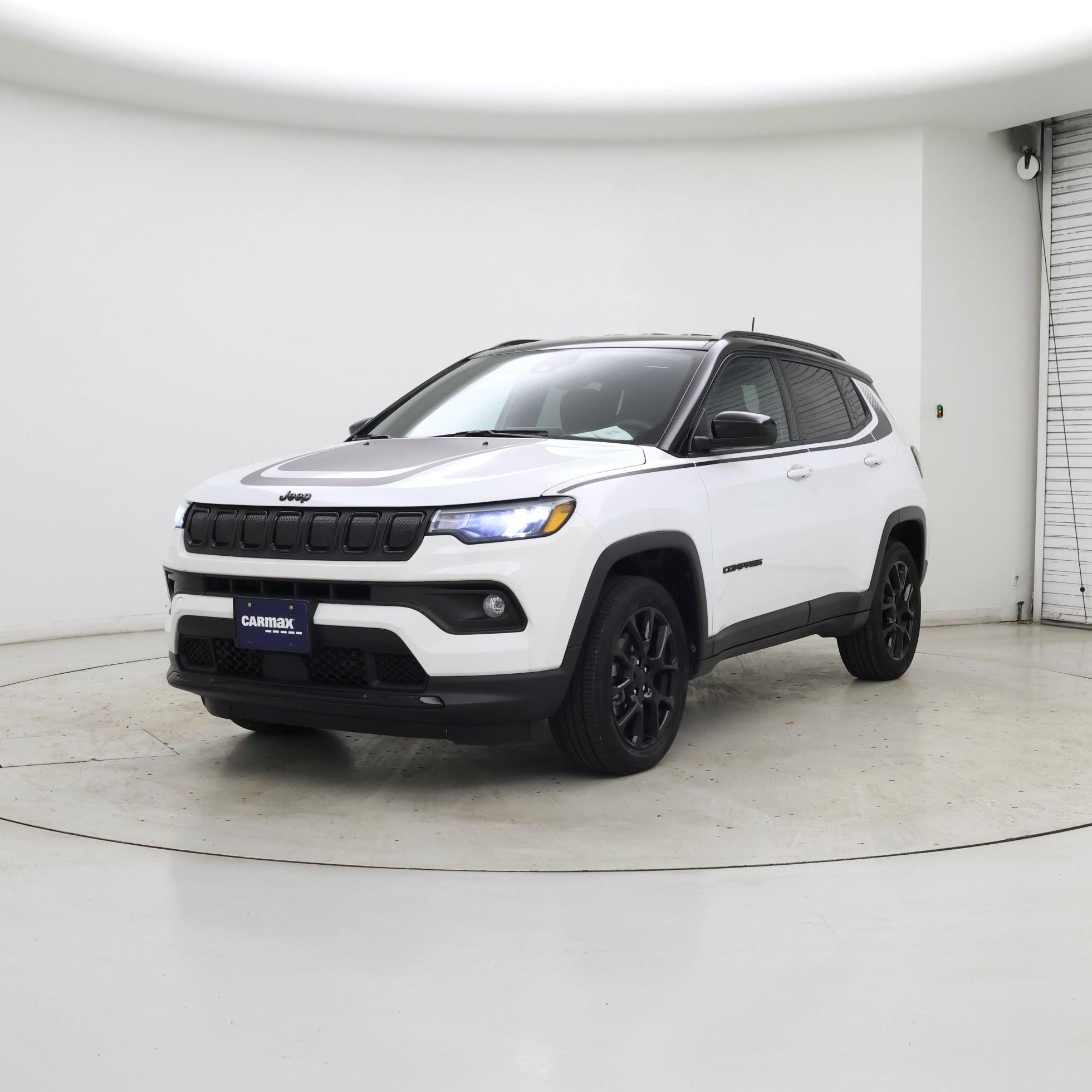 Thumbnail: 2022 Jeep Compass - 4