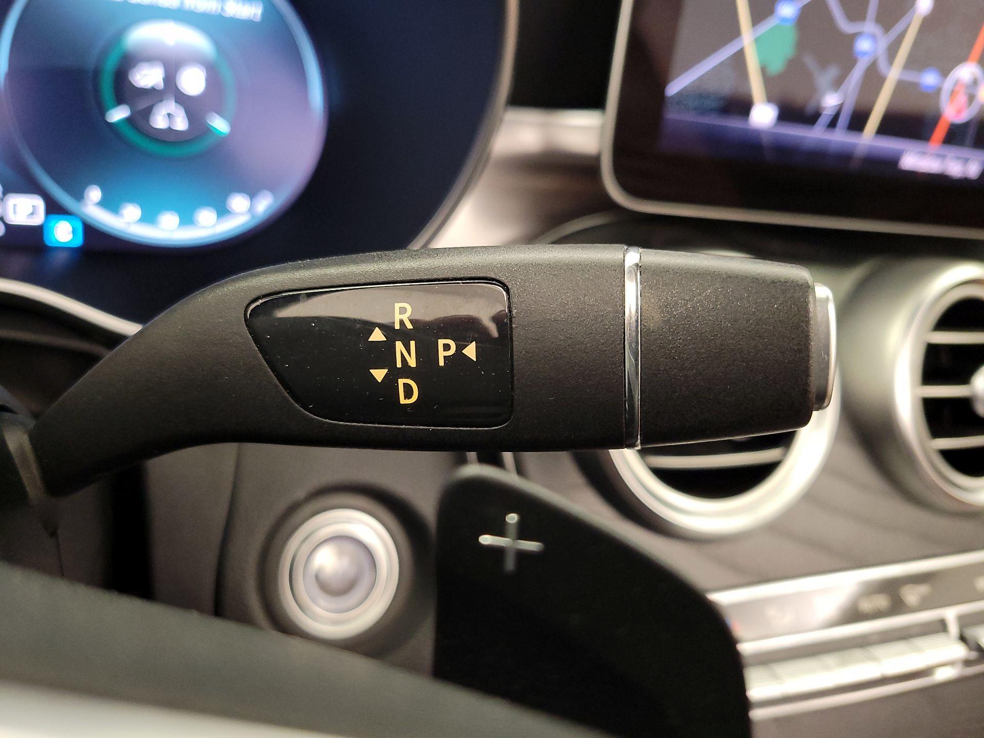 Thumbnail: 2020 Mercedes-Benz C-Class - 18