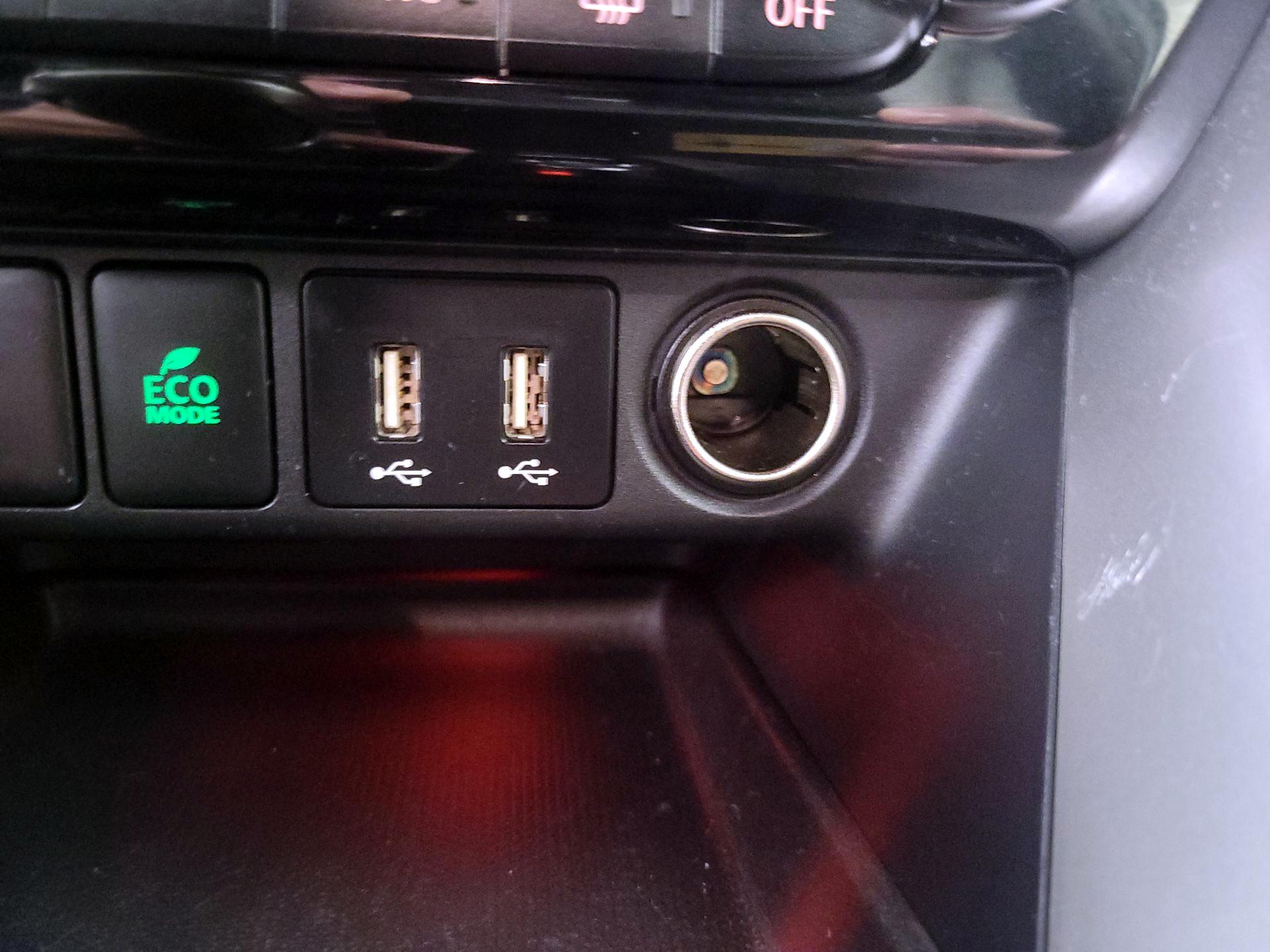 Thumbnail: 2022 Mitsubishi Eclipse Cross - 18