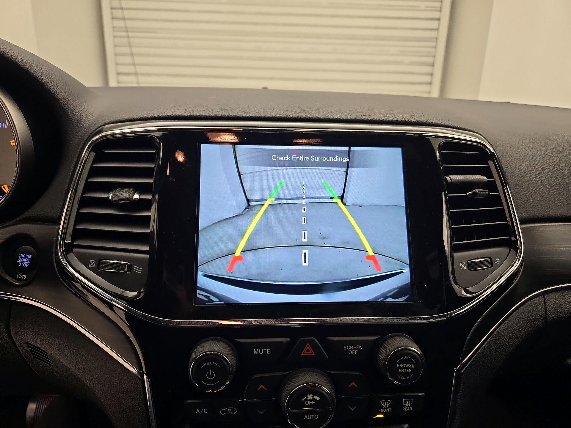 Thumbnail: 2021 Jeep Grand Cherokee - 15