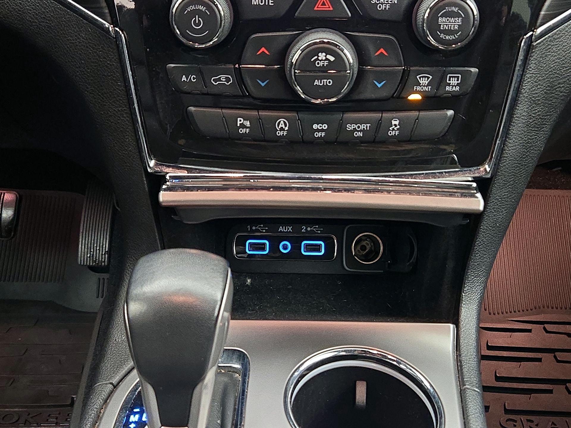 Thumbnail: 2021 Jeep Grand Cherokee - 19