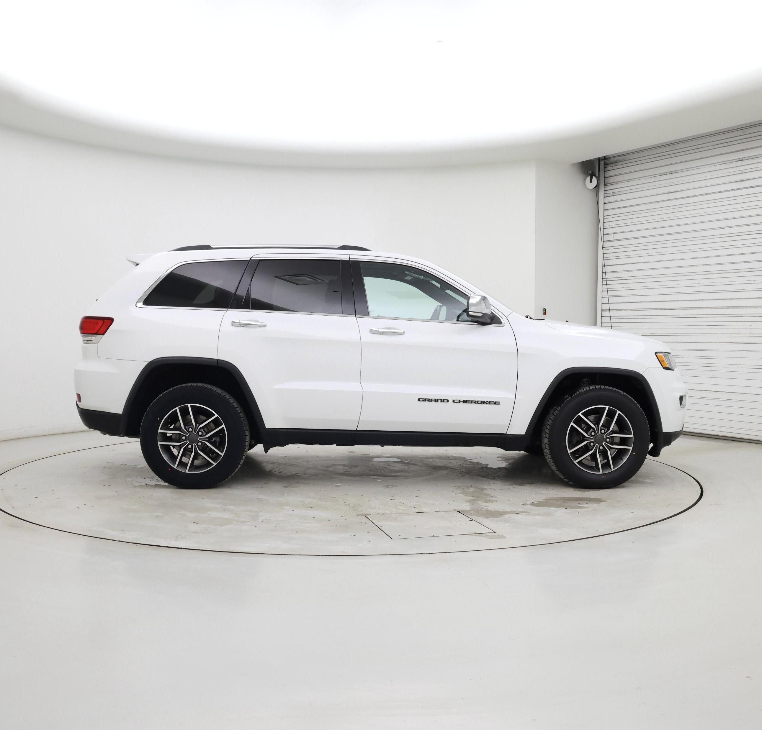 Thumbnail: 2021 Jeep Grand Cherokee - 7