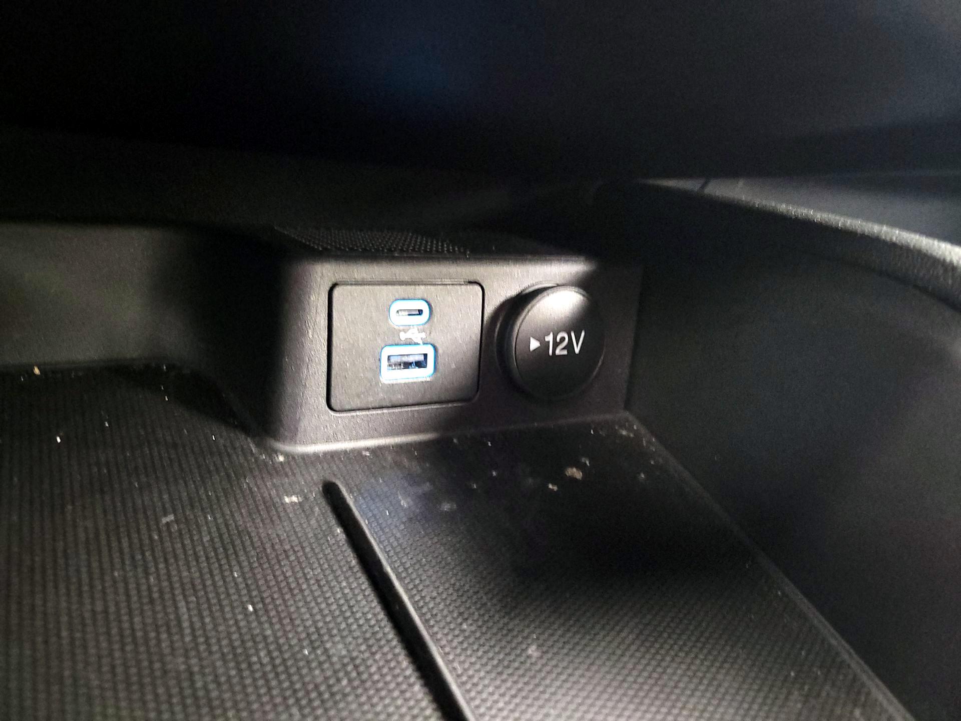 Thumbnail: 2023 Ford Escape - 18