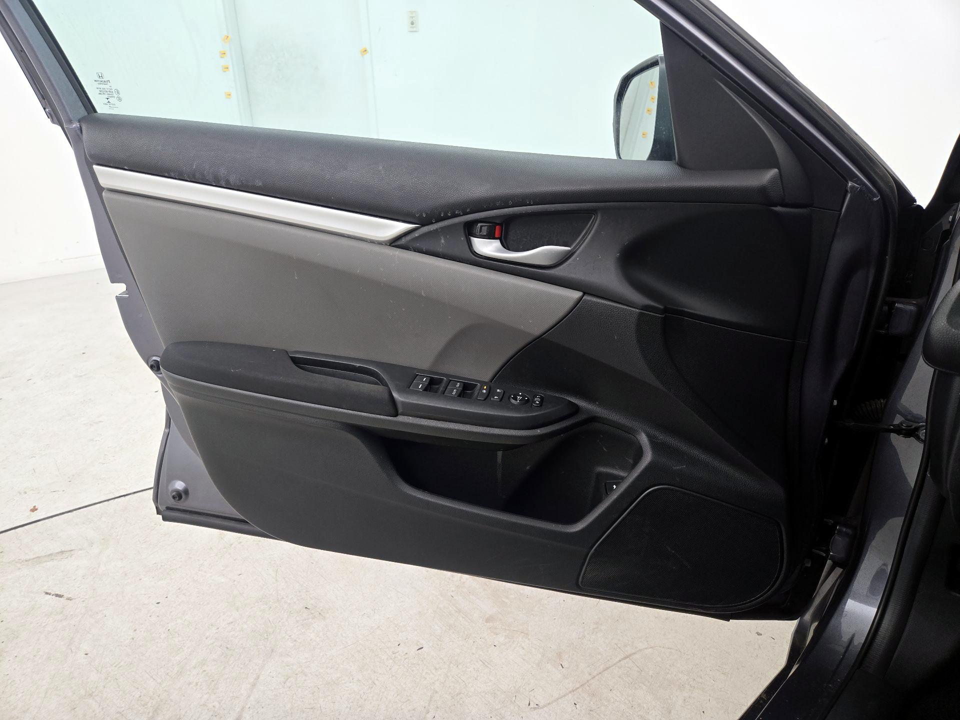 Thumbnail: 2020 Honda Civic - 12