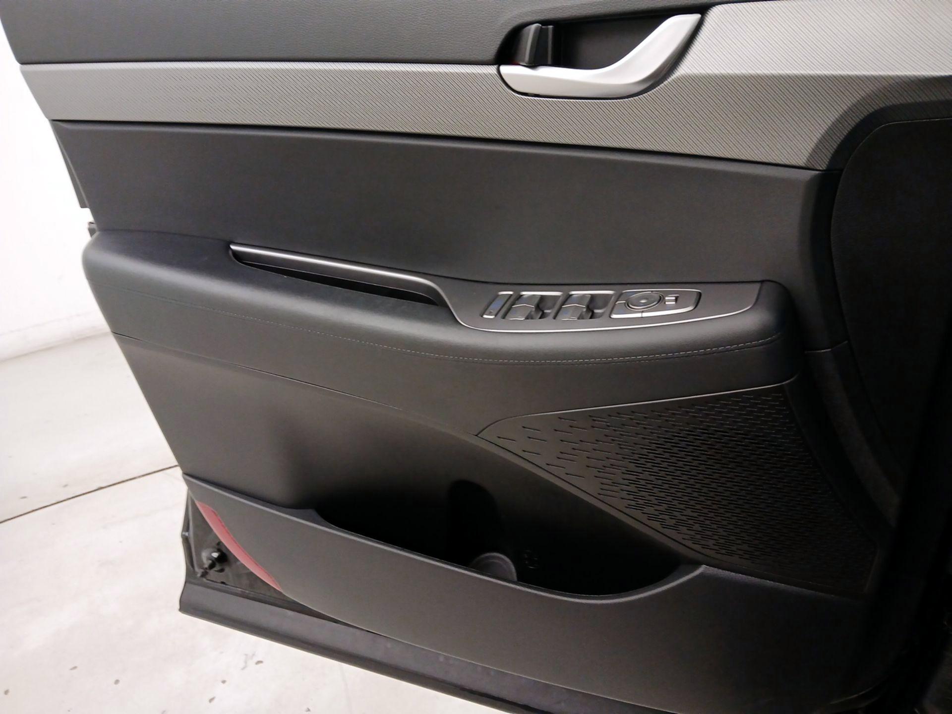 Thumbnail: 2023 Hyundai Palisade - 12