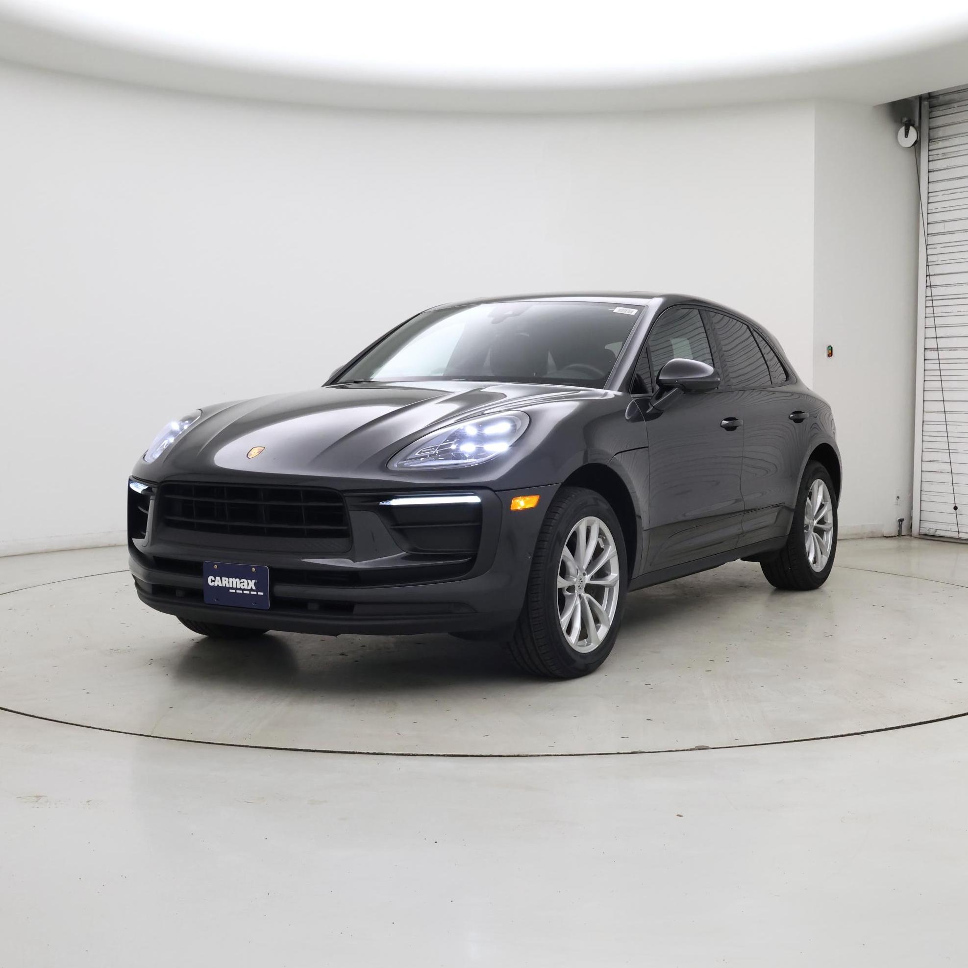 Thumbnail: 2022 Porsche Macan - 4