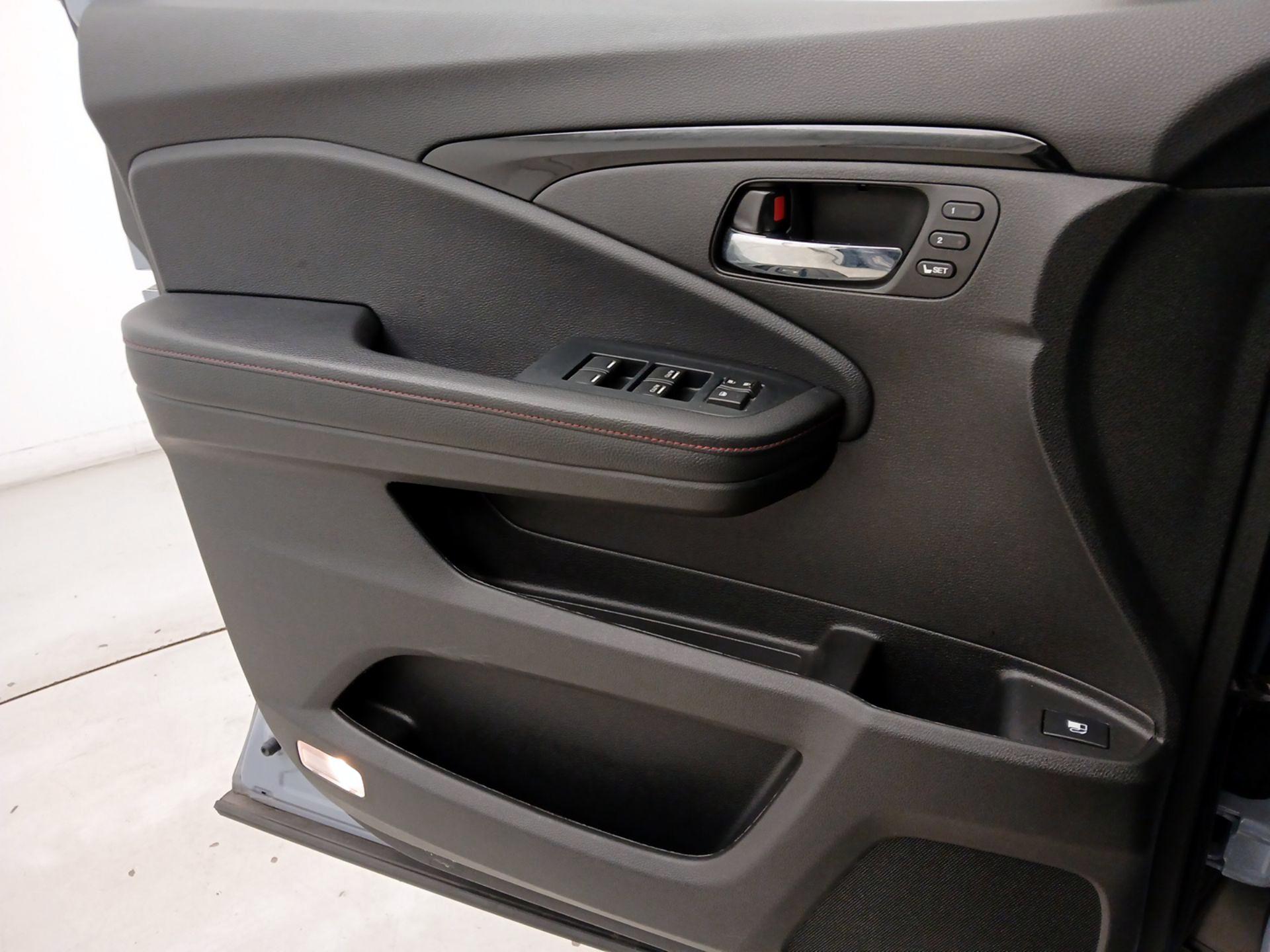 Thumbnail: 2023 Honda Ridgeline - 12