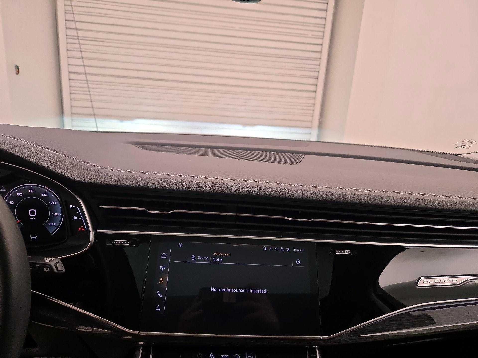 Thumbnail: 2023 Audi Q7 - 9