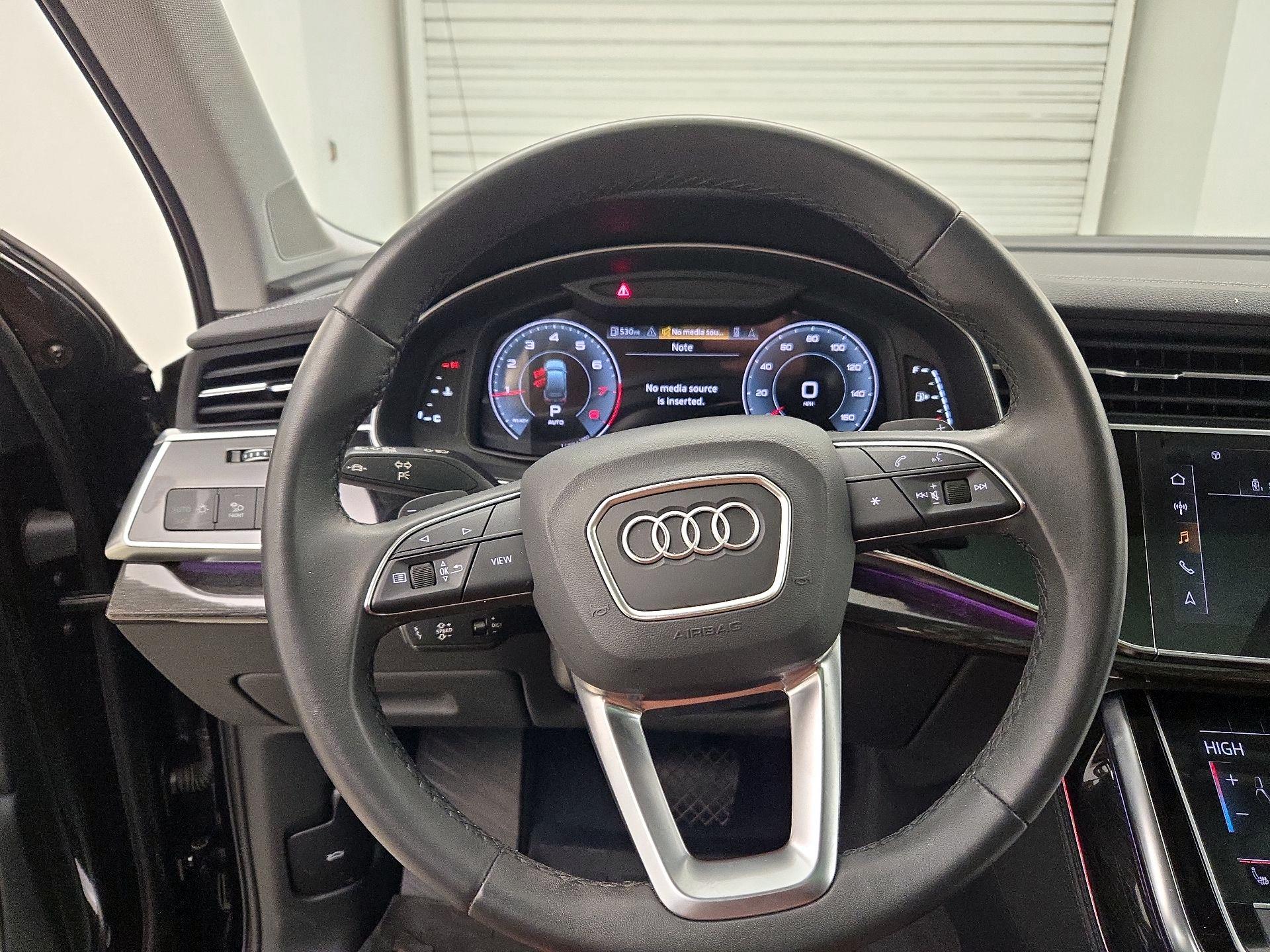 Thumbnail: 2023 Audi Q7 - 10