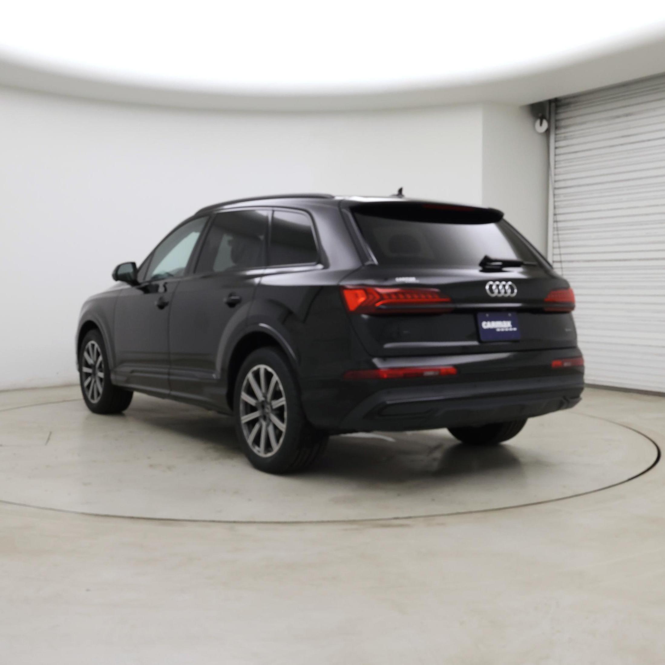 Thumbnail: 2023 Audi Q7 - 2