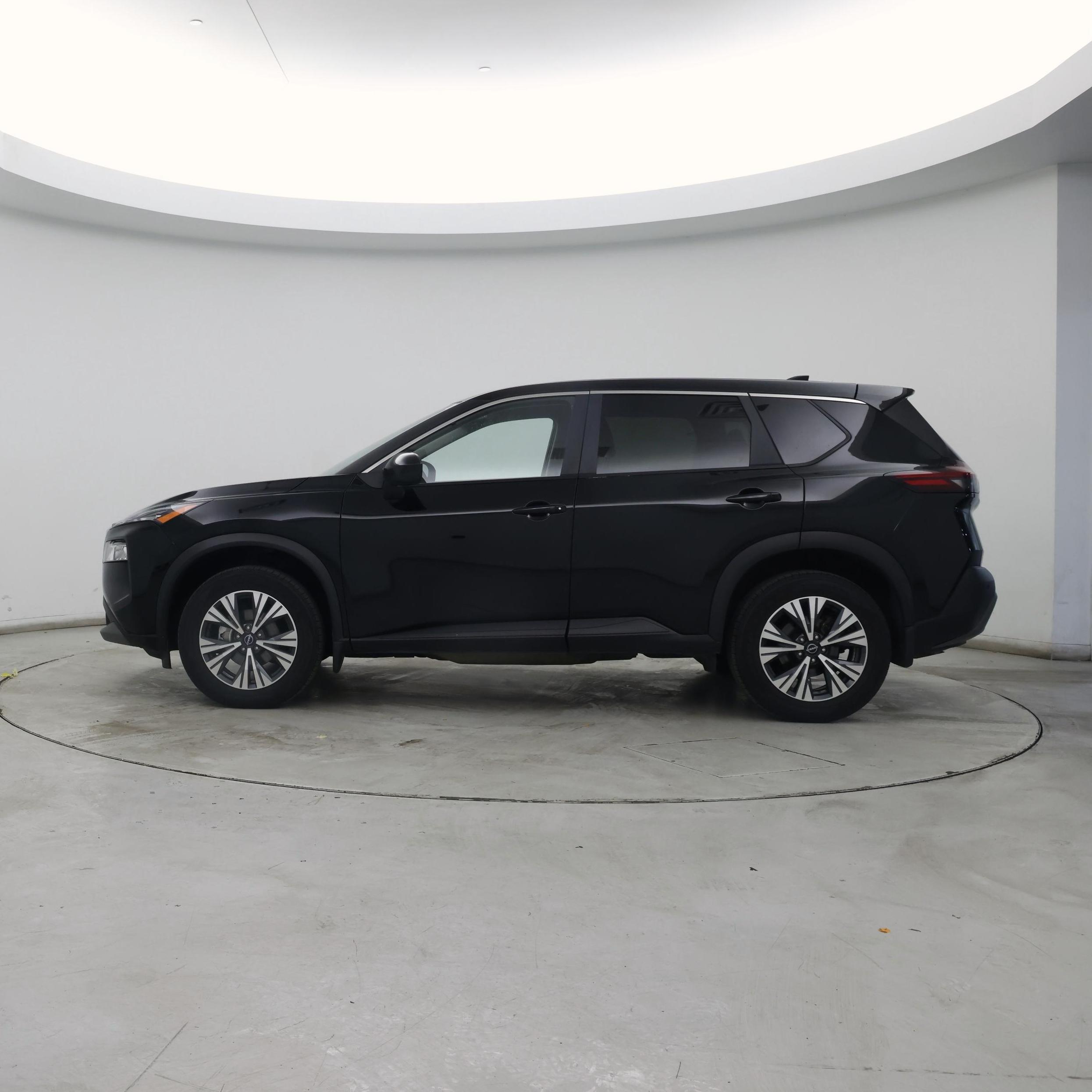 Thumbnail: 2023 Nissan Rogue - 3