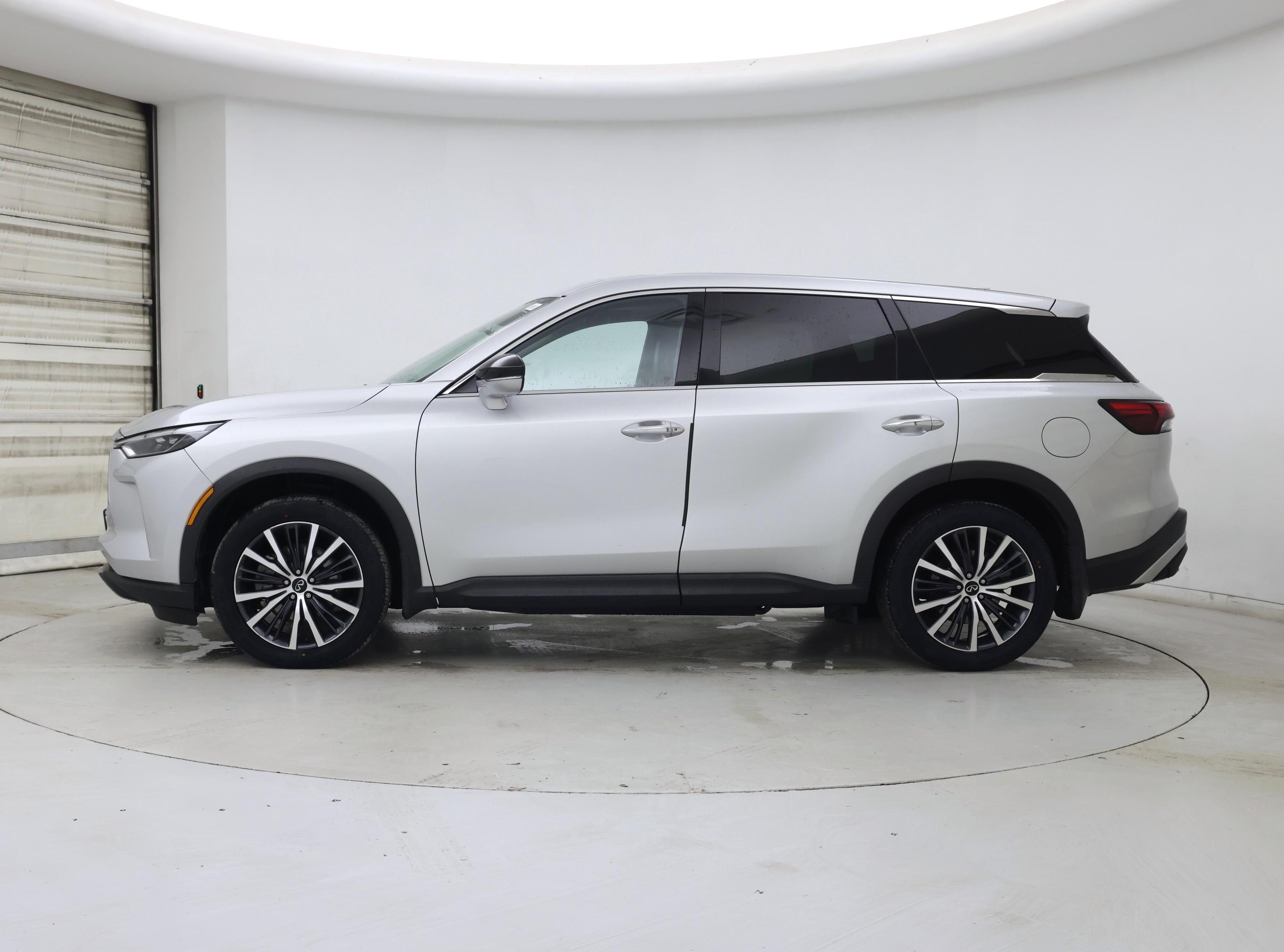 Thumbnail: 2023 INFINITI QX60 - 3