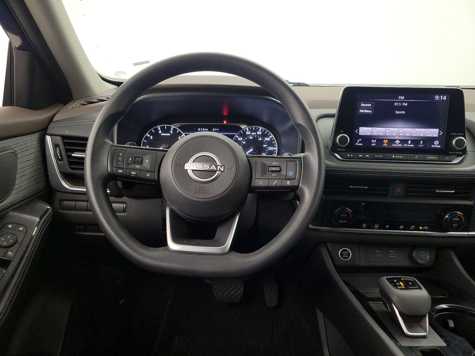 Thumbnail: 2023 Nissan Rogue - 10