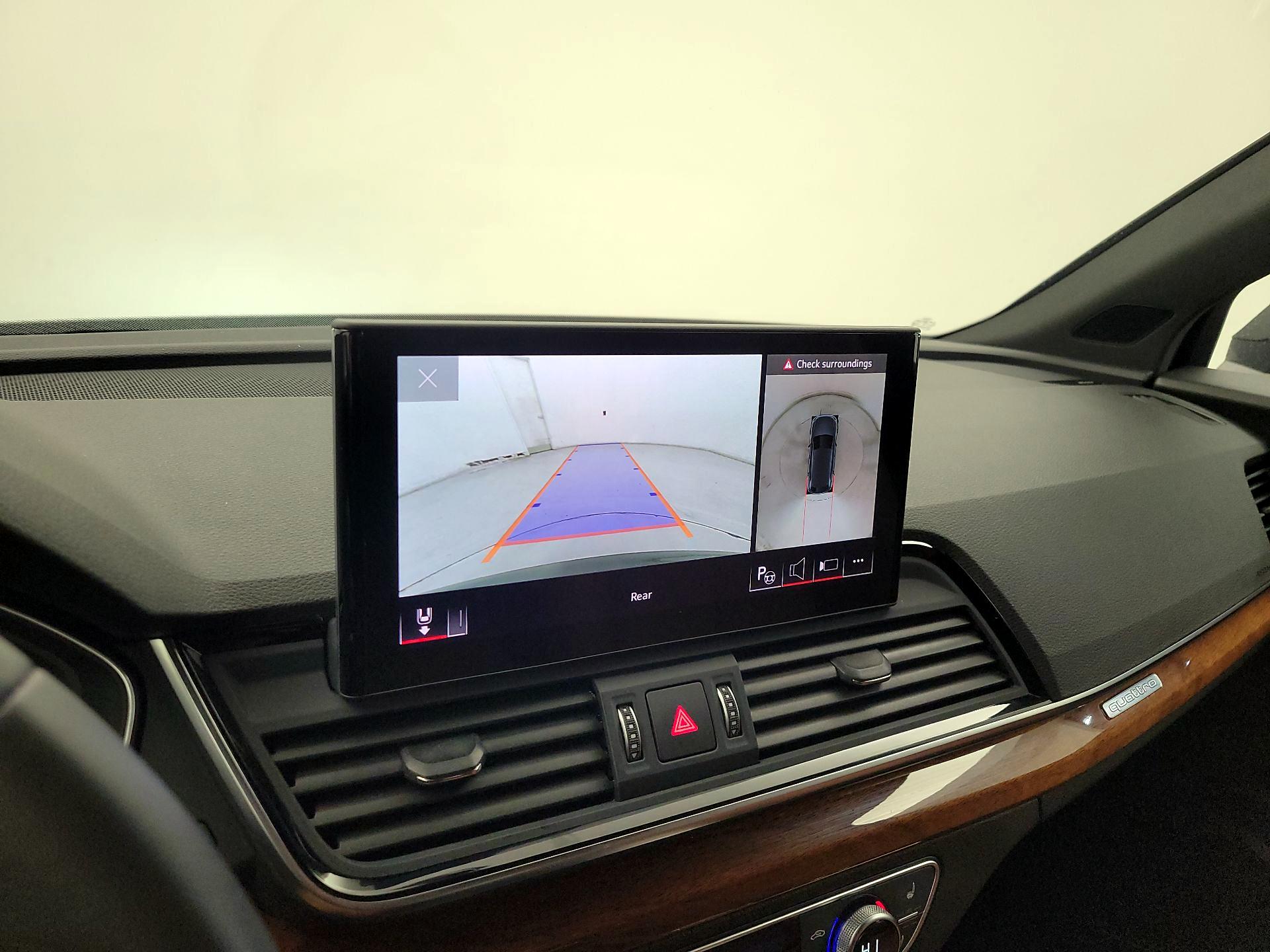 Thumbnail: 2022 Audi Q5 - 15