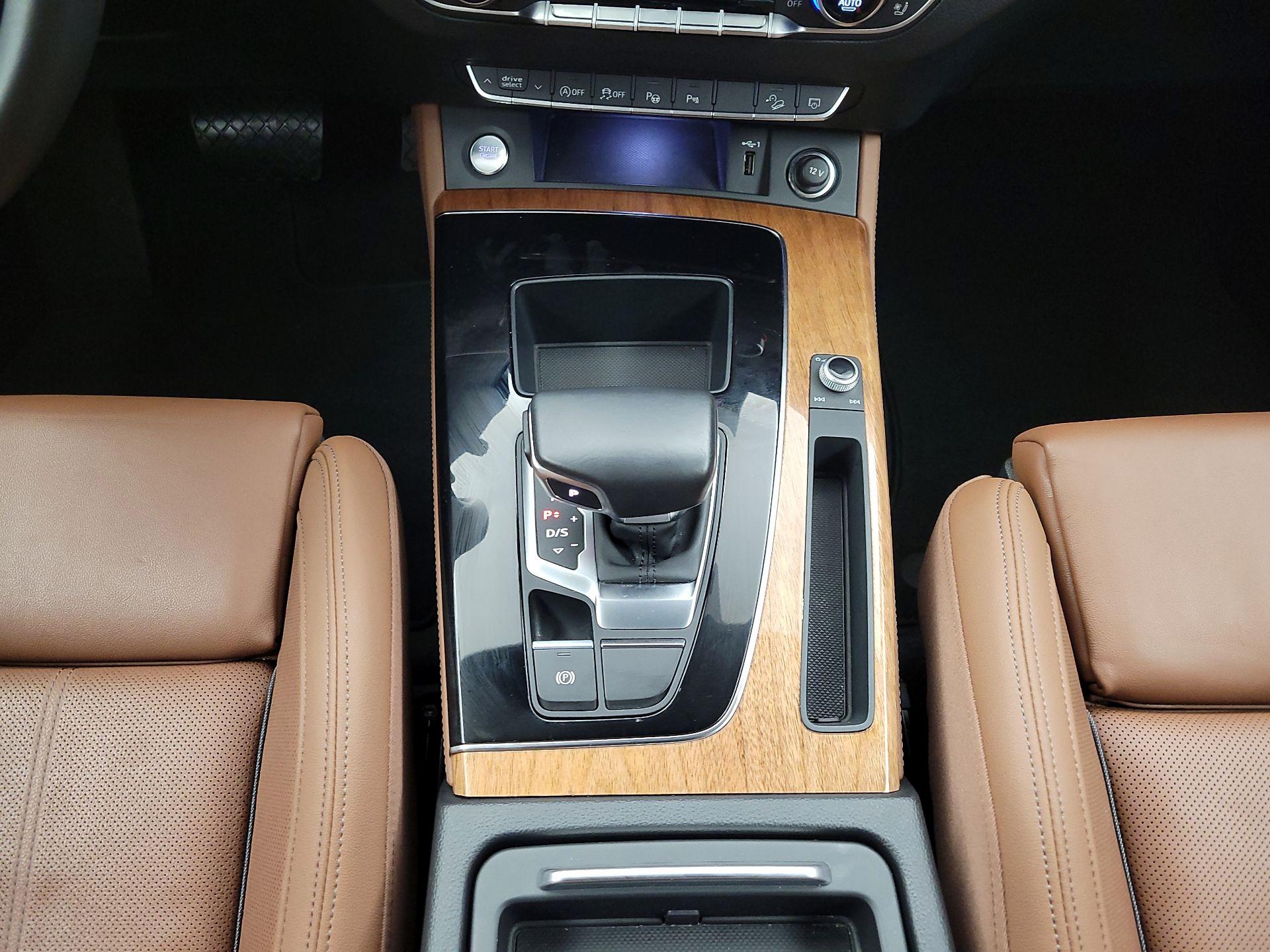 Thumbnail: 2022 Audi Q5 - 18