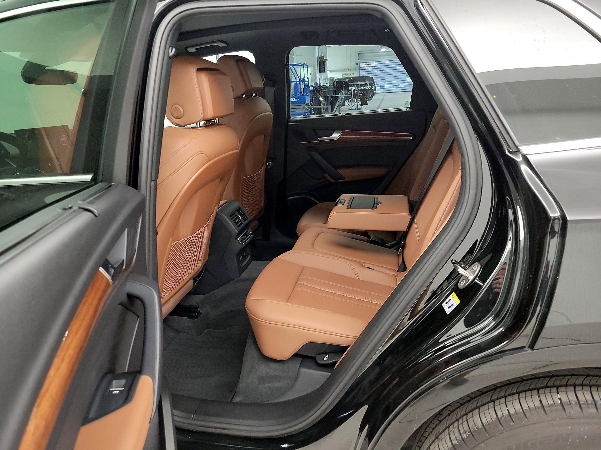 Thumbnail: 2022 Audi Q5 - 20