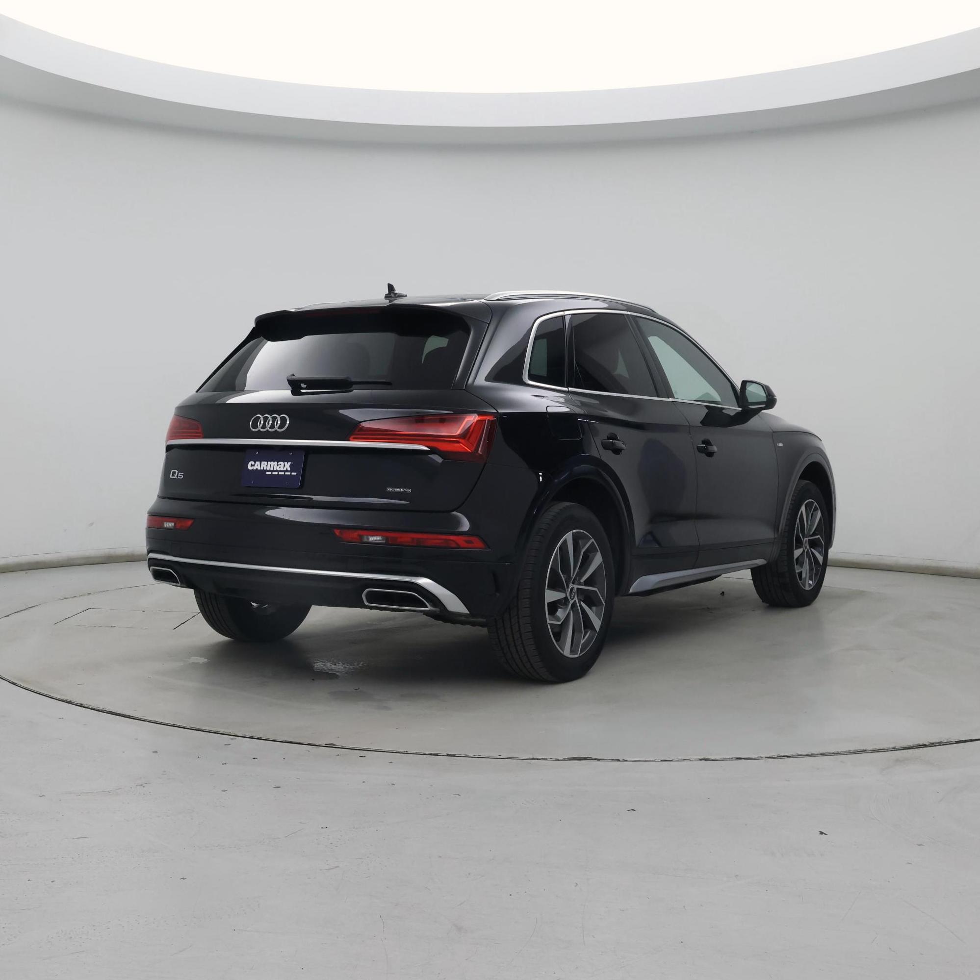 Thumbnail: 2022 Audi Q5 - 8