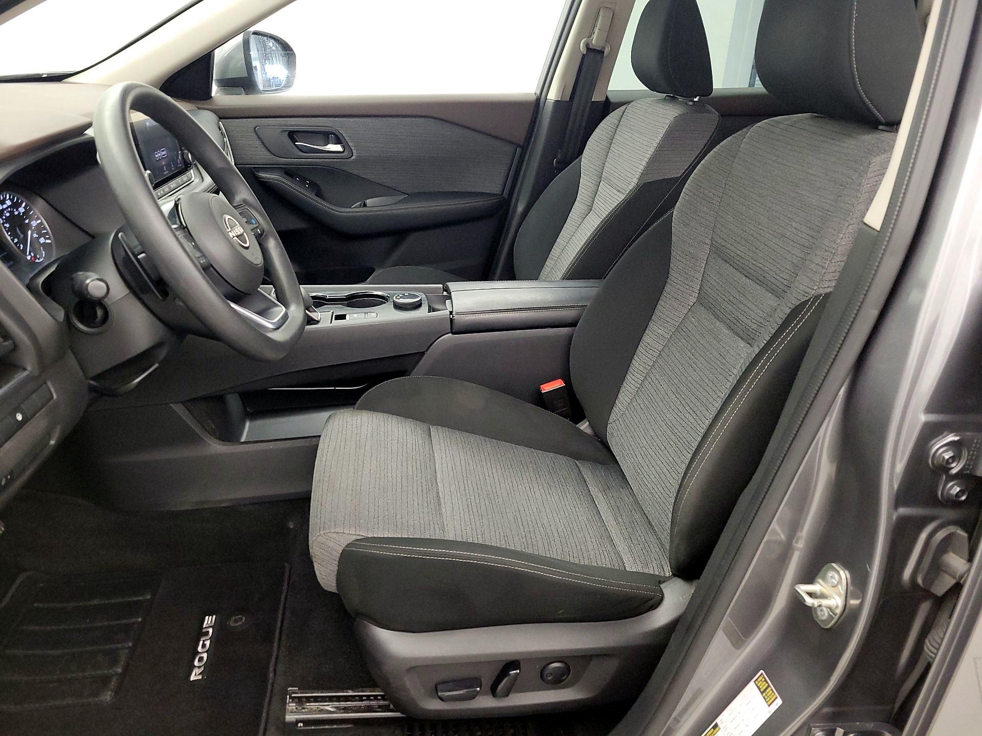 Thumbnail: 2023 Nissan Rogue - 11