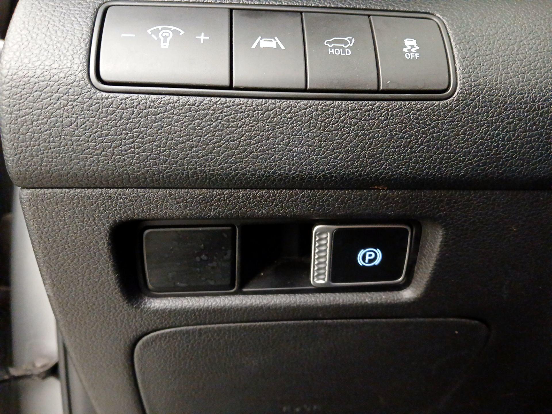 Thumbnail: 2023 Hyundai Santa Fe - 13