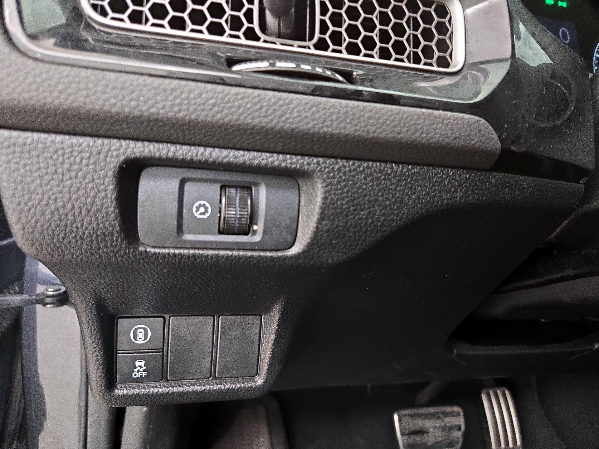 Thumbnail: 2024 Honda Civic - 13