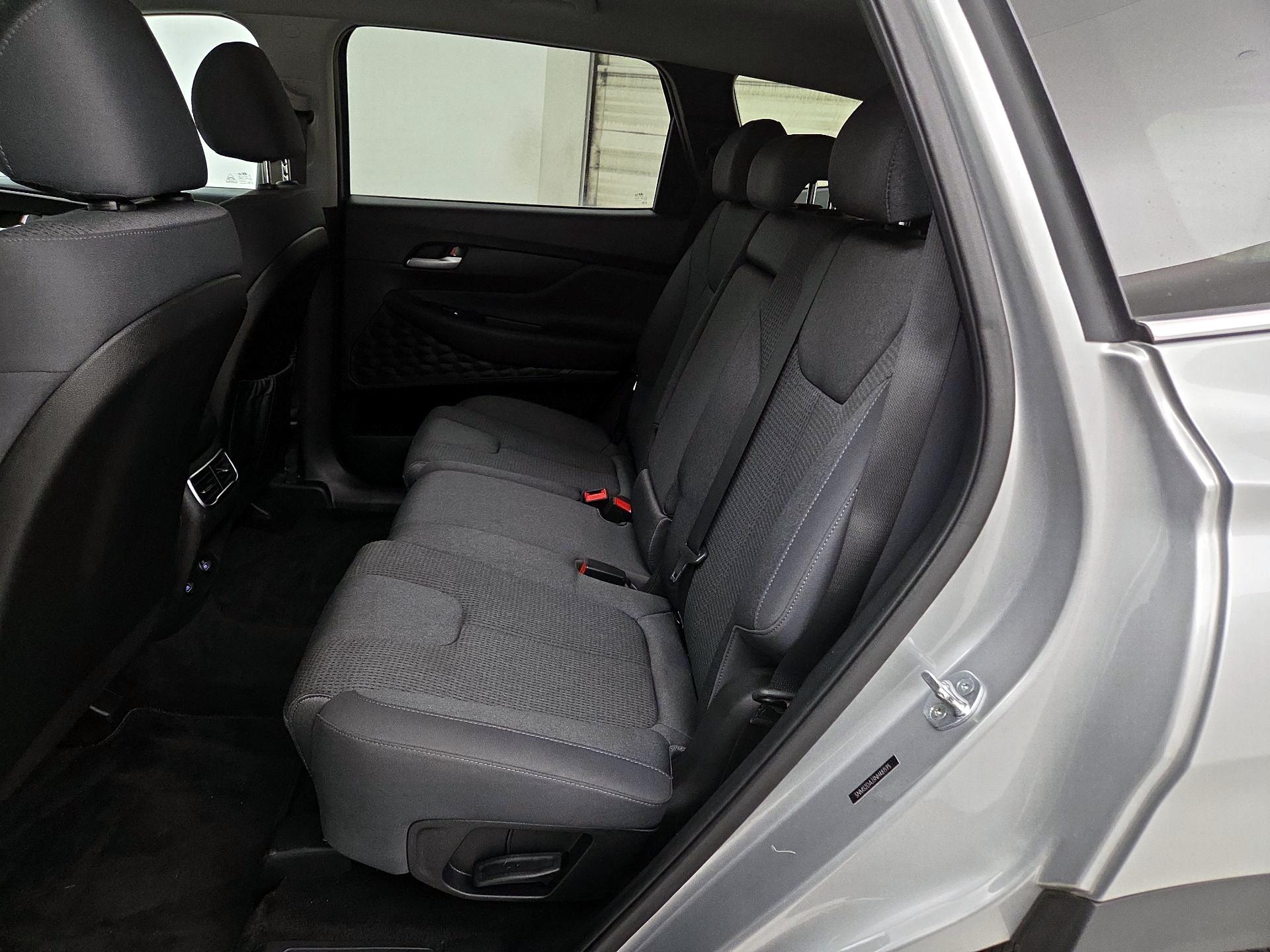 Thumbnail: 2022 Hyundai Santa Fe - 19