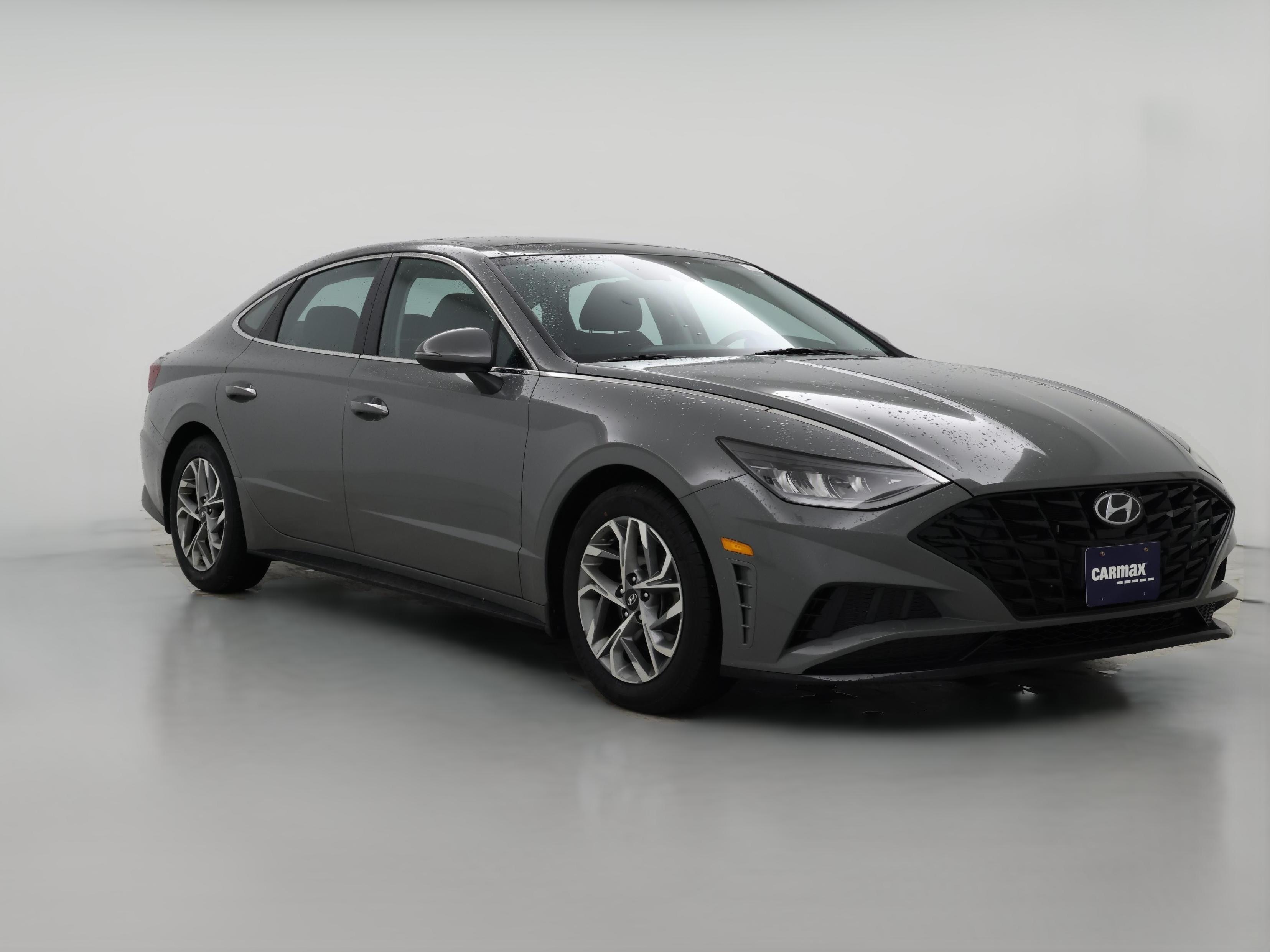 Thumbnail: 2023 Hyundai Sonata - 1