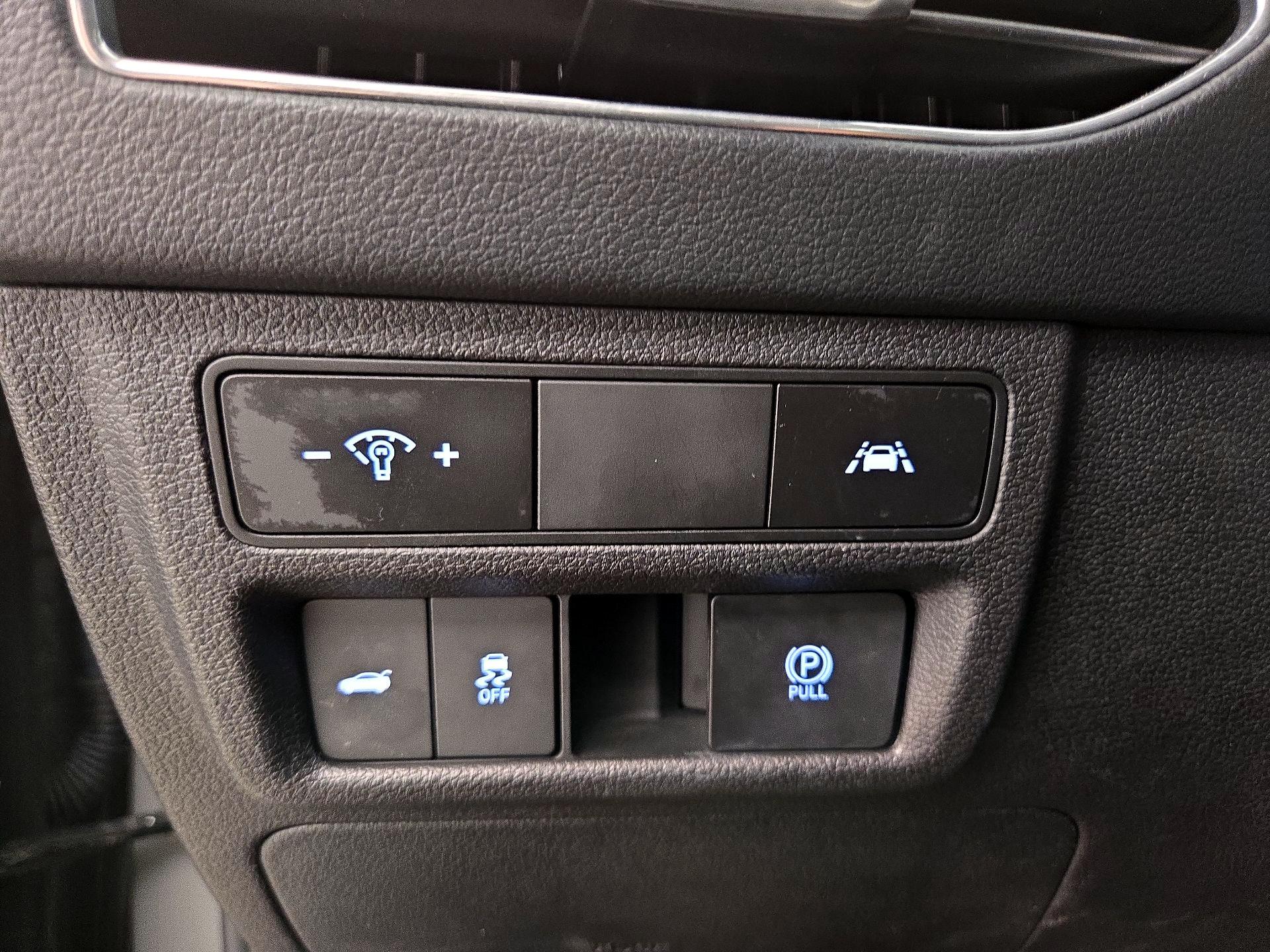 Thumbnail: 2023 Hyundai Sonata - 13