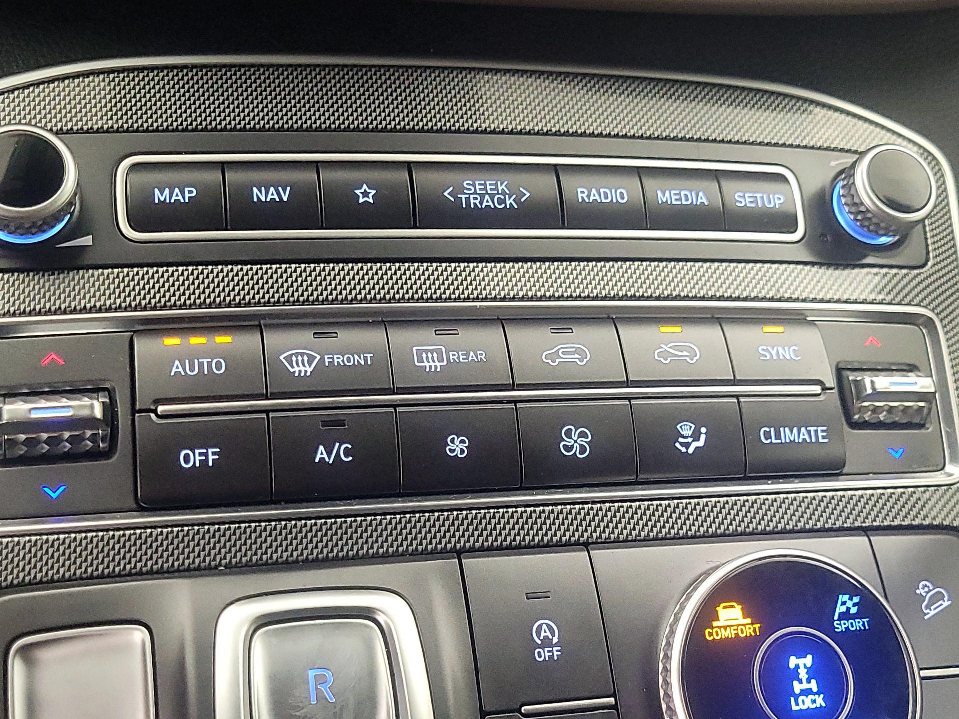 Thumbnail: 2023 Hyundai Santa Fe - 16