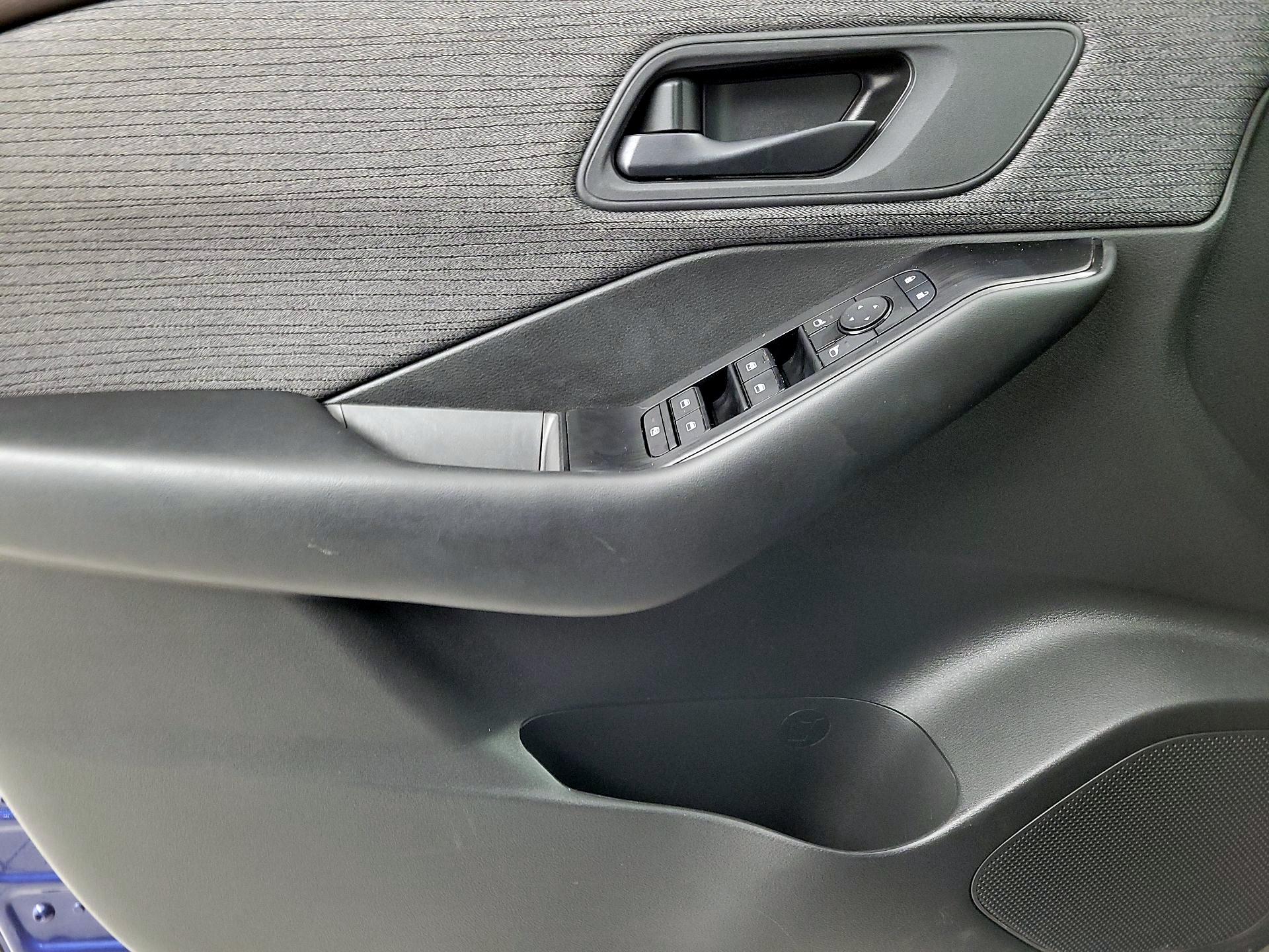 Thumbnail: 2023 Nissan Rogue - 12