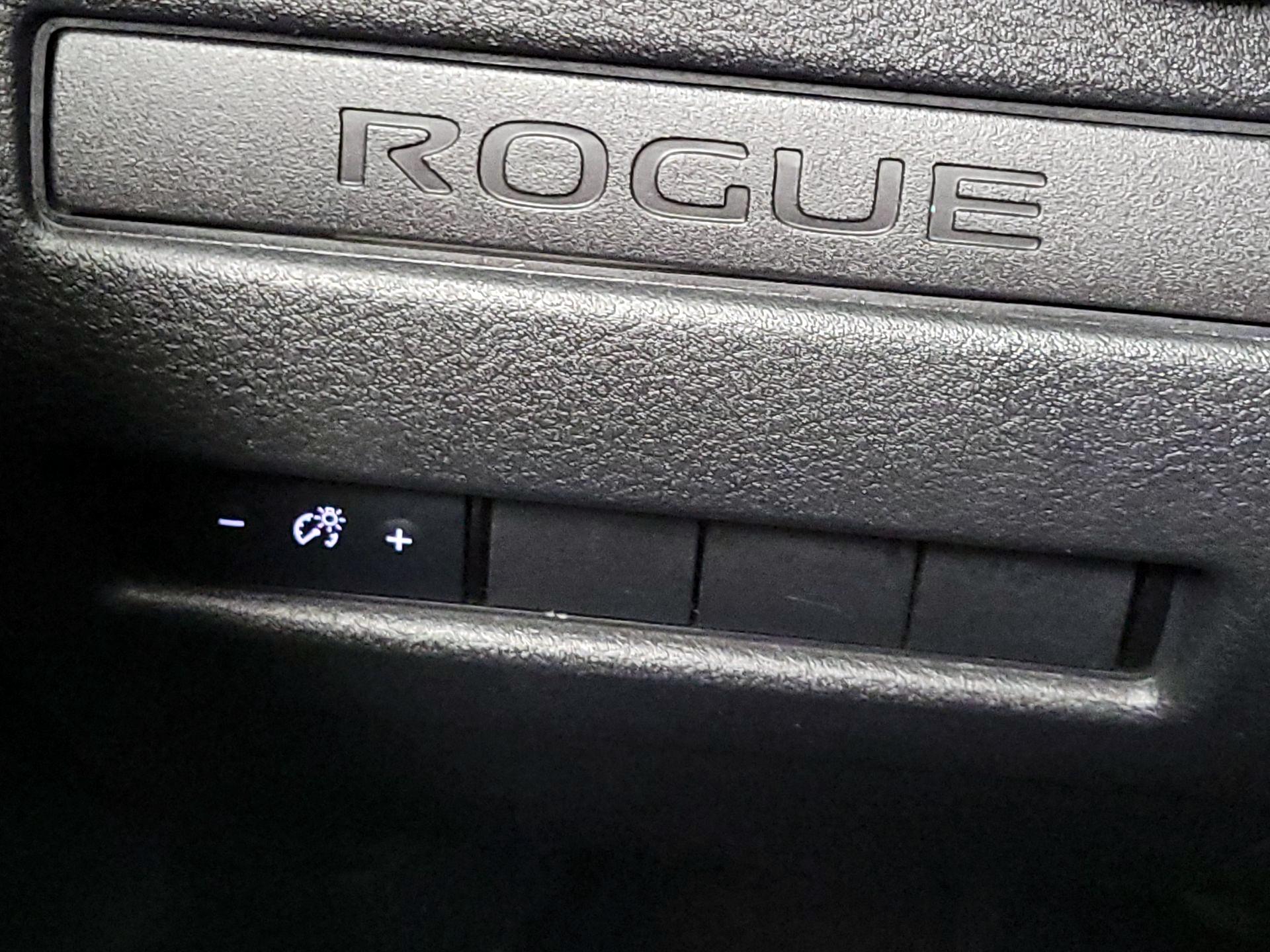 Thumbnail: 2023 Nissan Rogue - 13