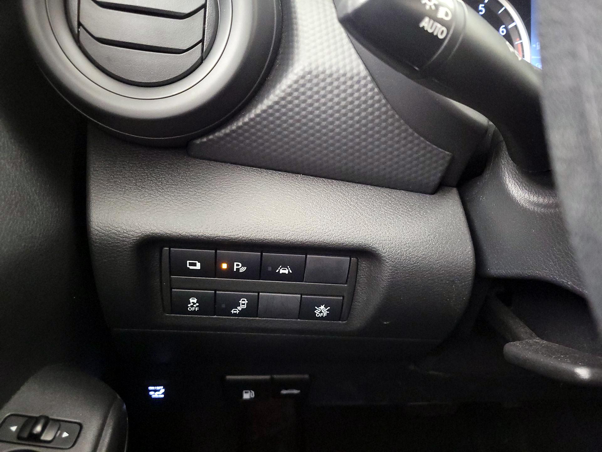 Thumbnail: 2022 Nissan Kicks - 13