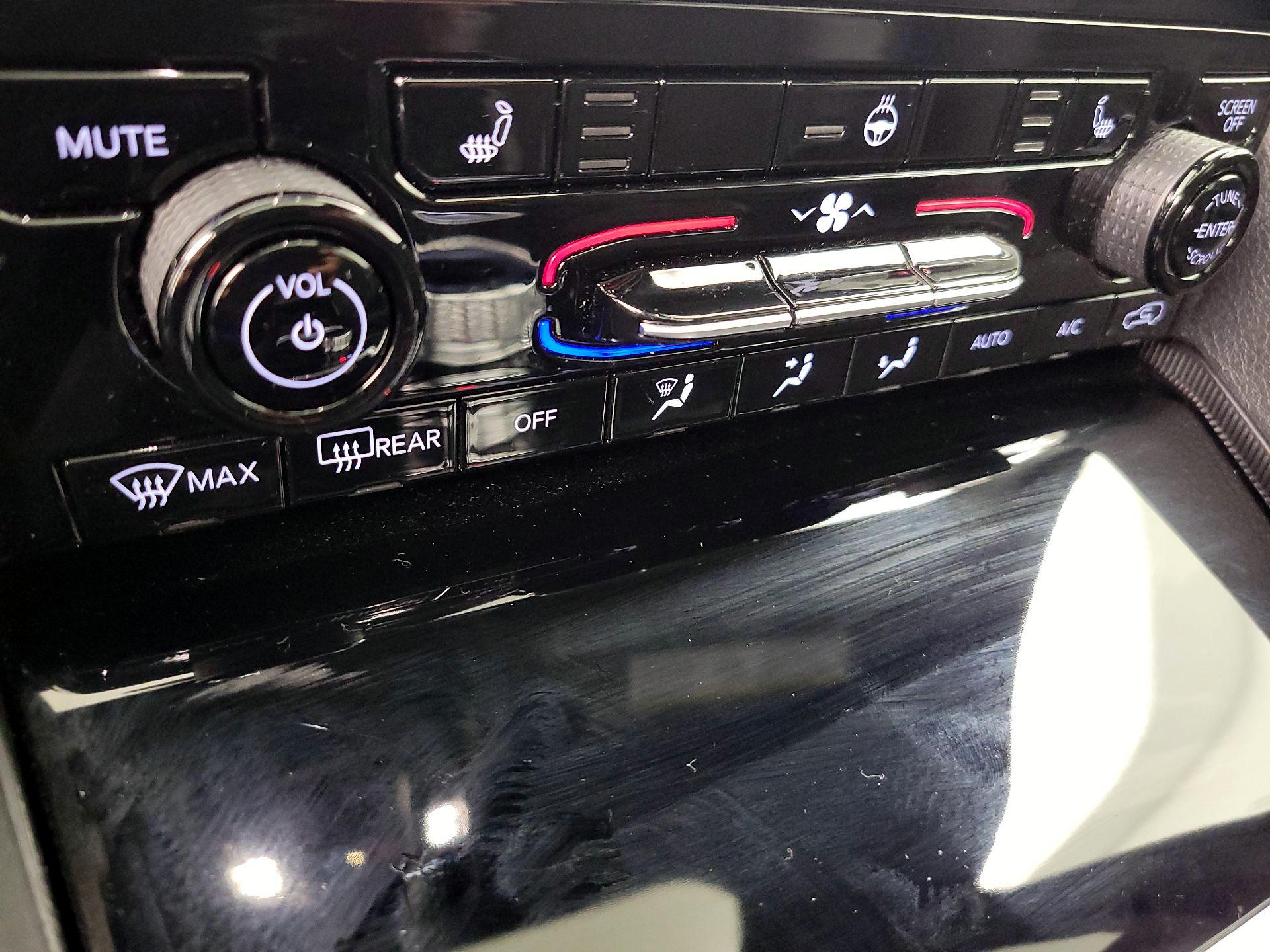 Thumbnail: 2025 Jeep Grand Cherokee - 16