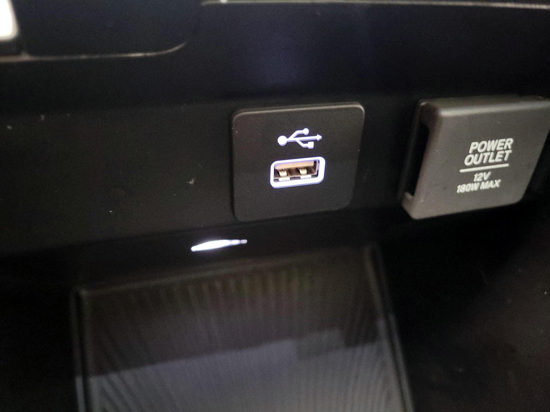 Thumbnail: 2023 Acura MDX - 19