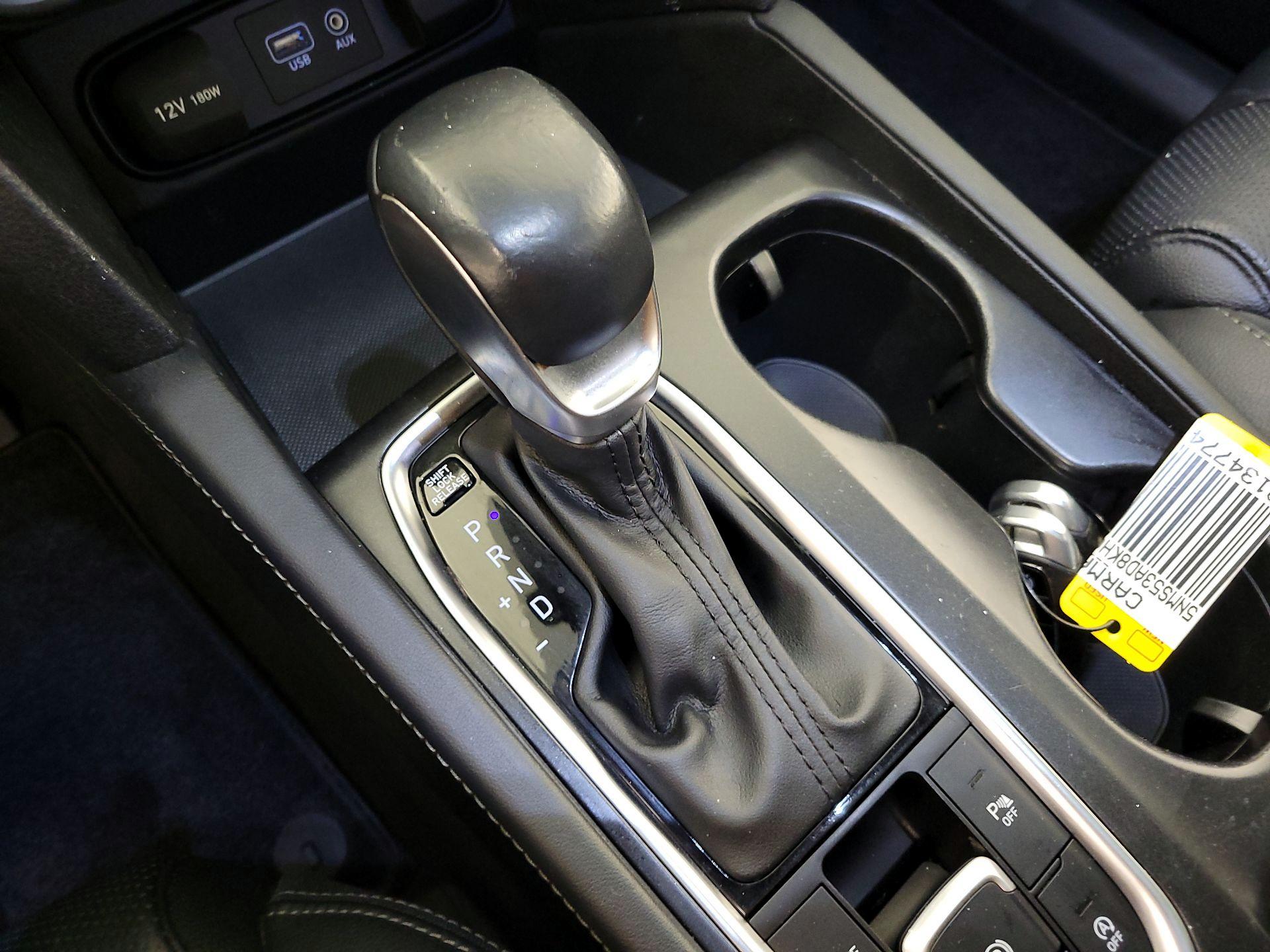 Thumbnail: 2019 Hyundai Santa Fe - 17