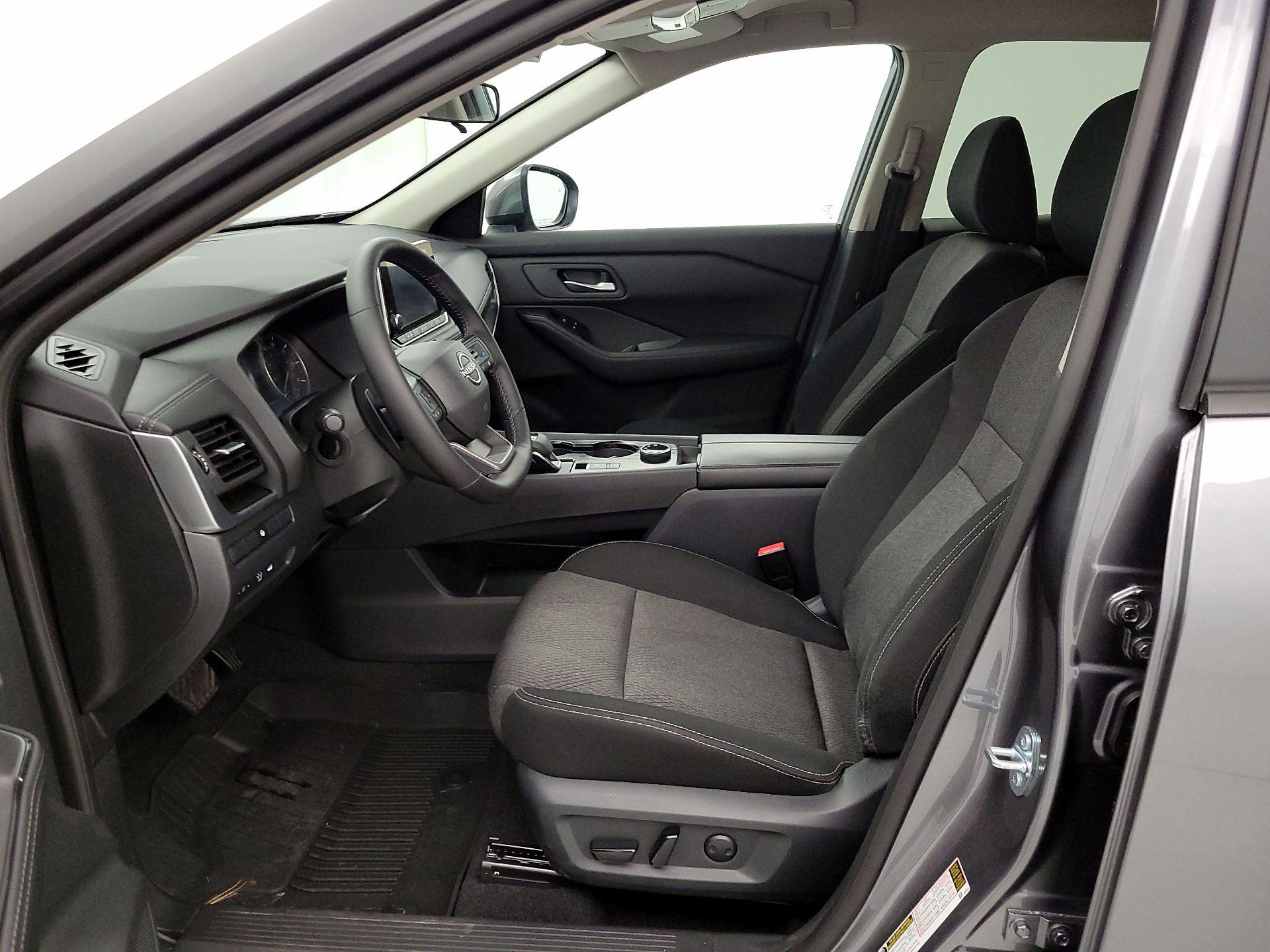 Thumbnail: 2025 Nissan Rogue - 11