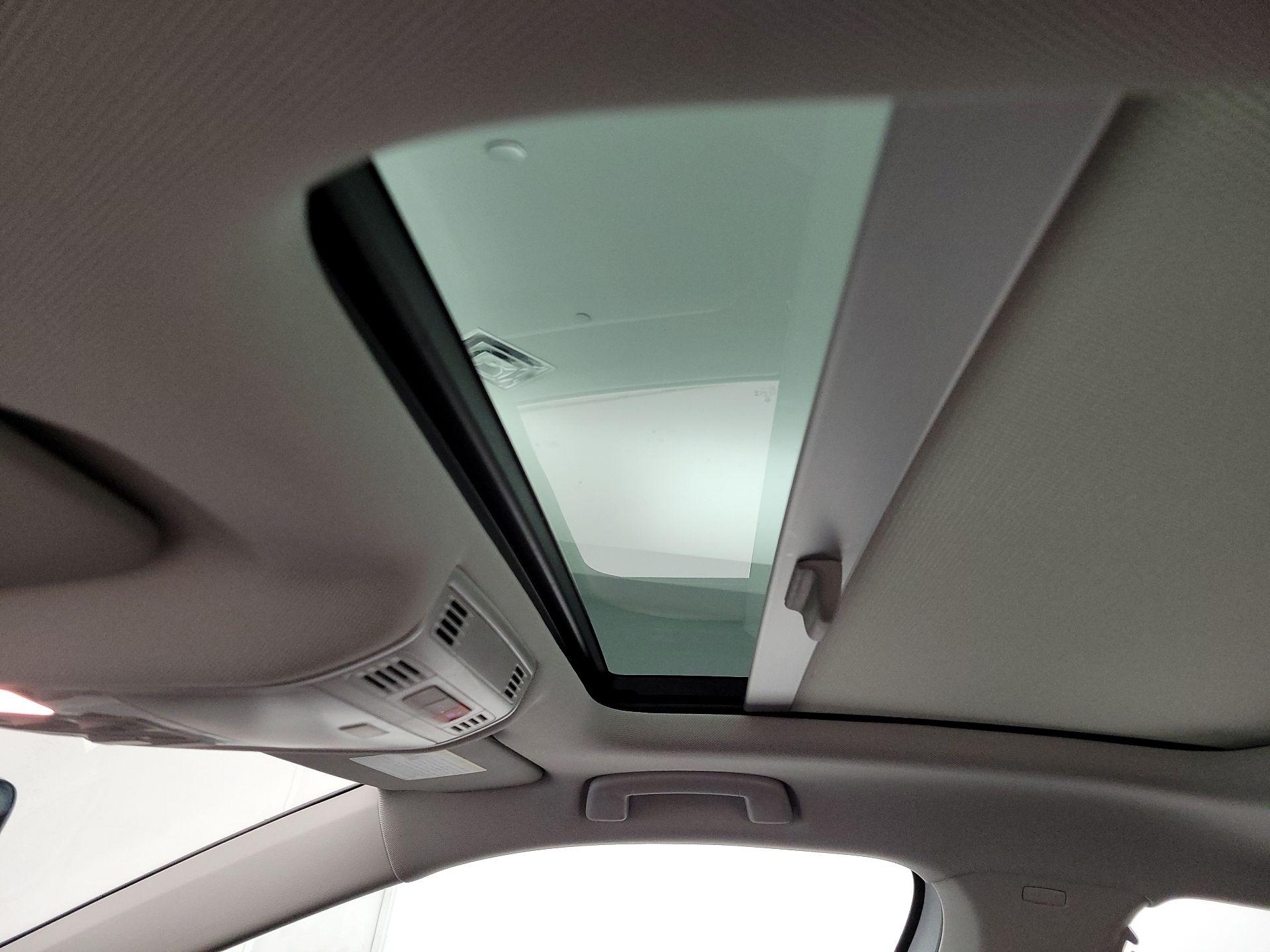 Thumbnail: 2025 Volkswagen Jetta - 19