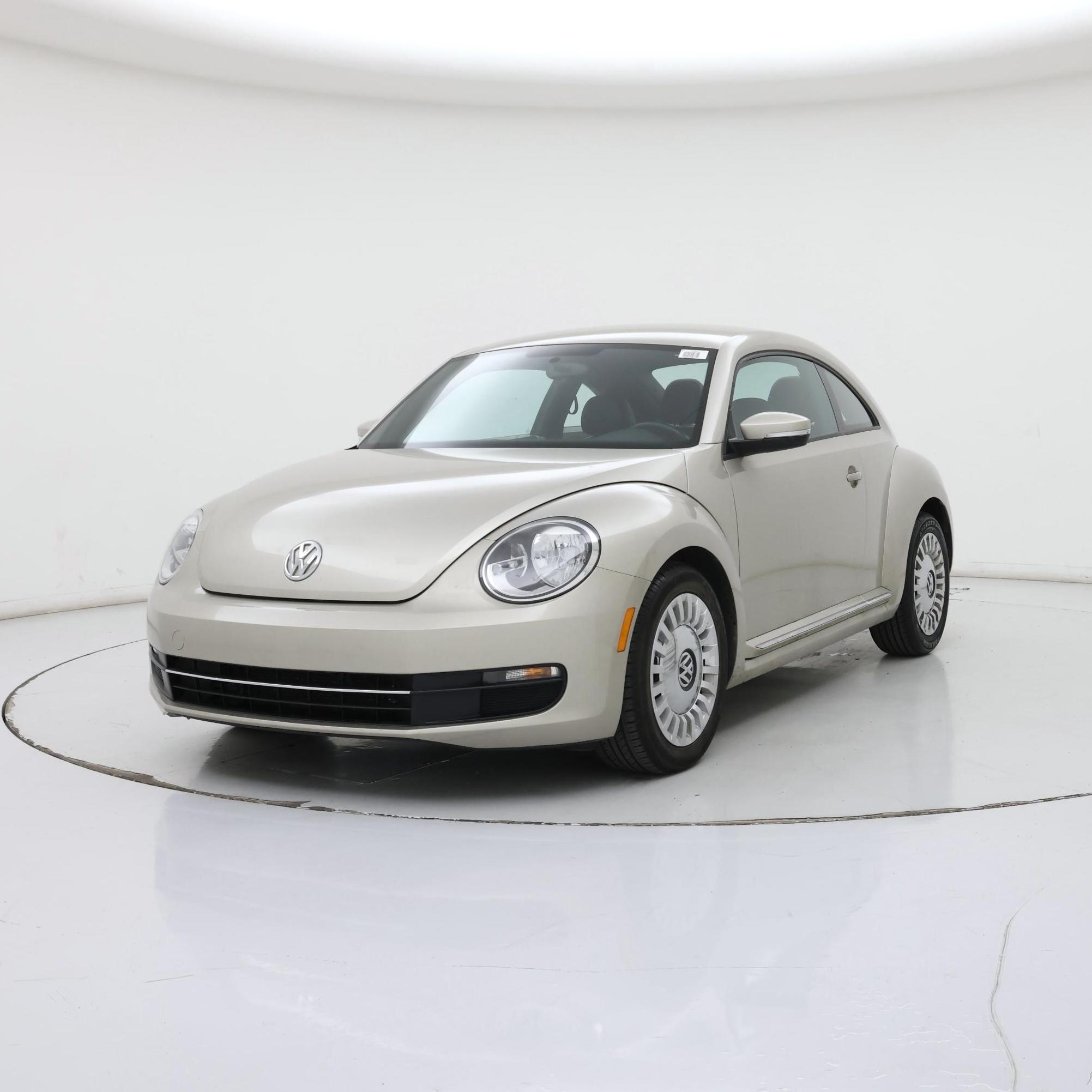 Thumbnail: 2014 Volkswagen Beetle - 4