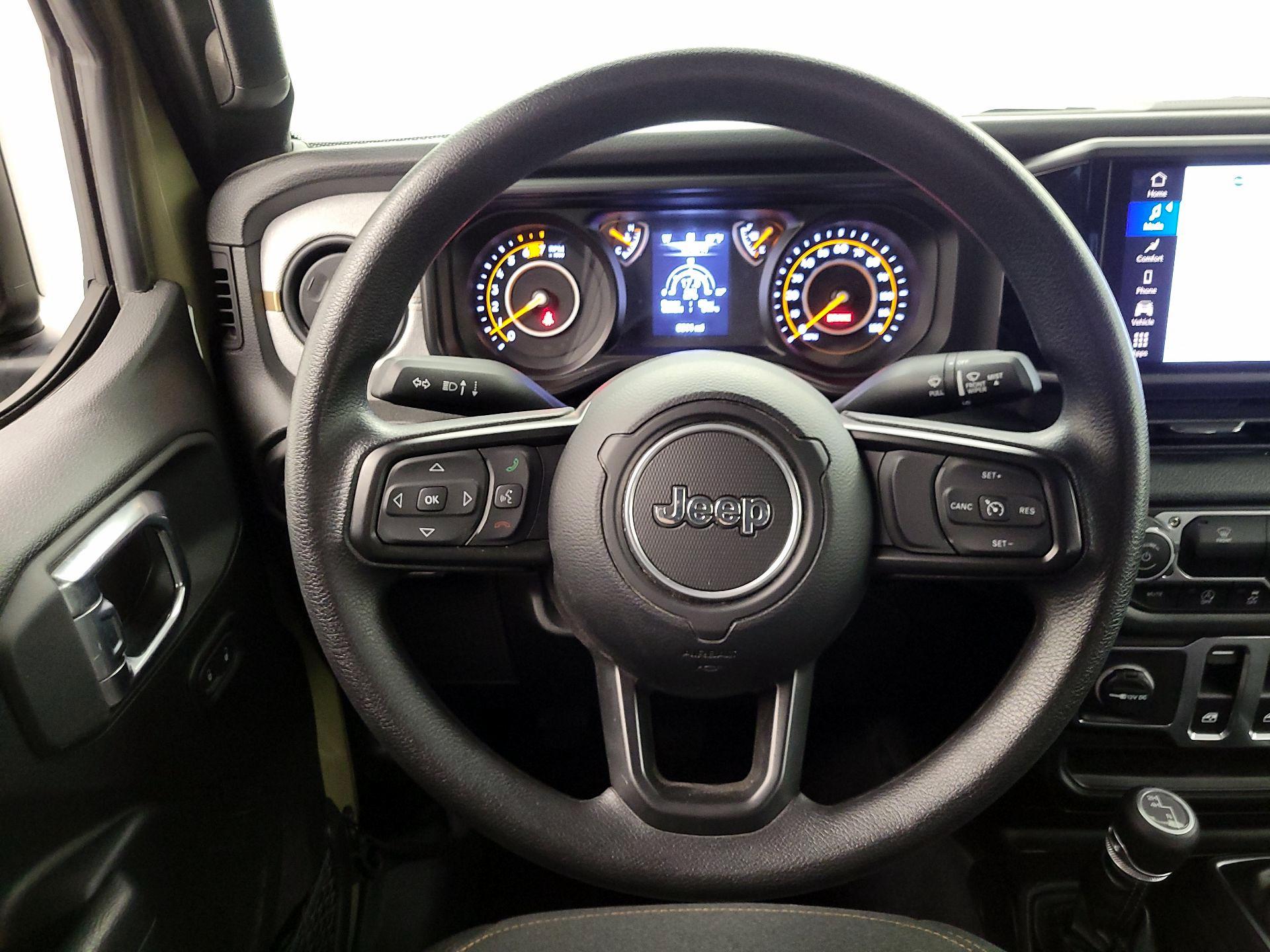 Thumbnail: 2025 Jeep Wrangler - 10