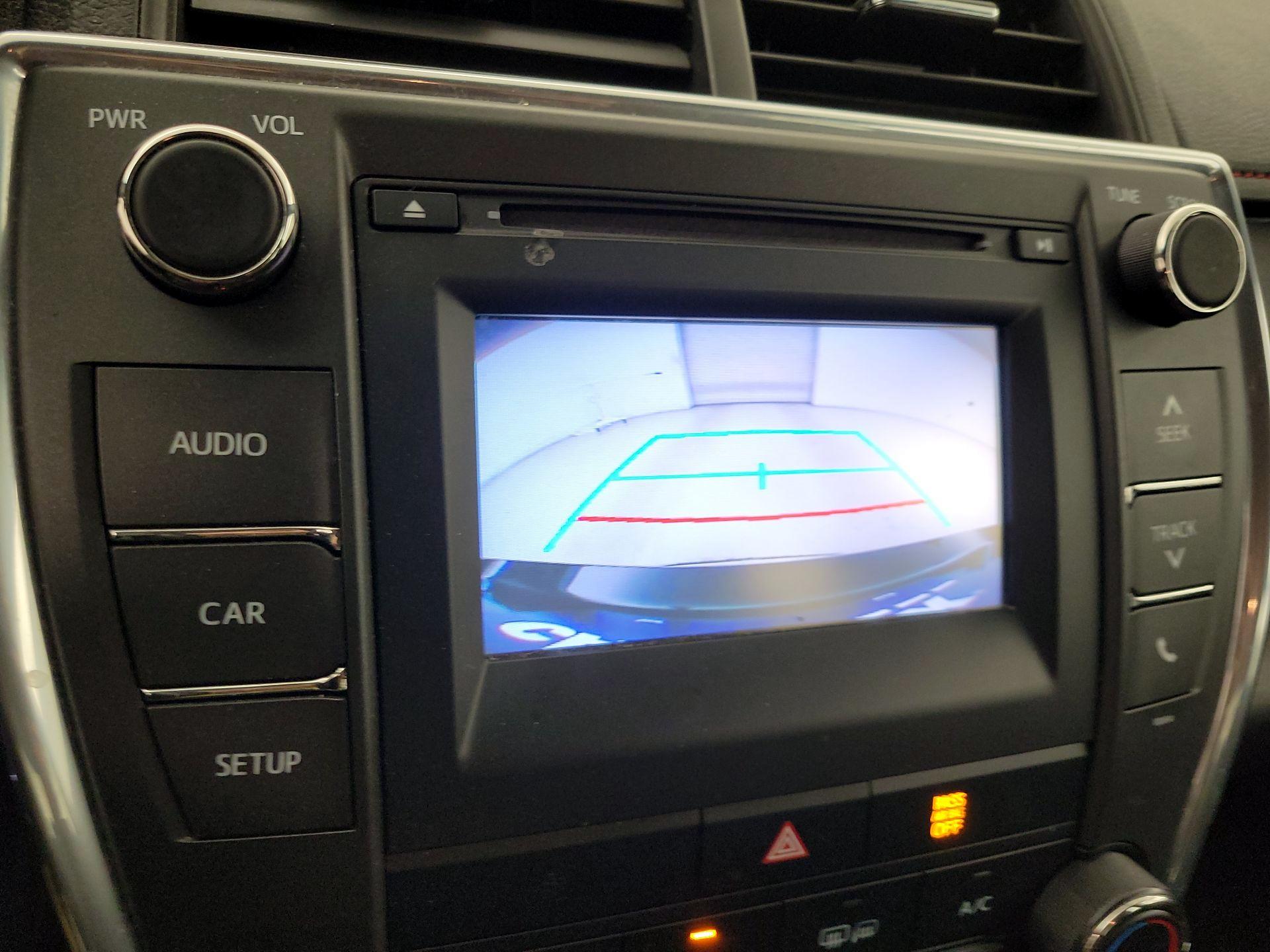 Thumbnail: 2017 Toyota Camry - 14