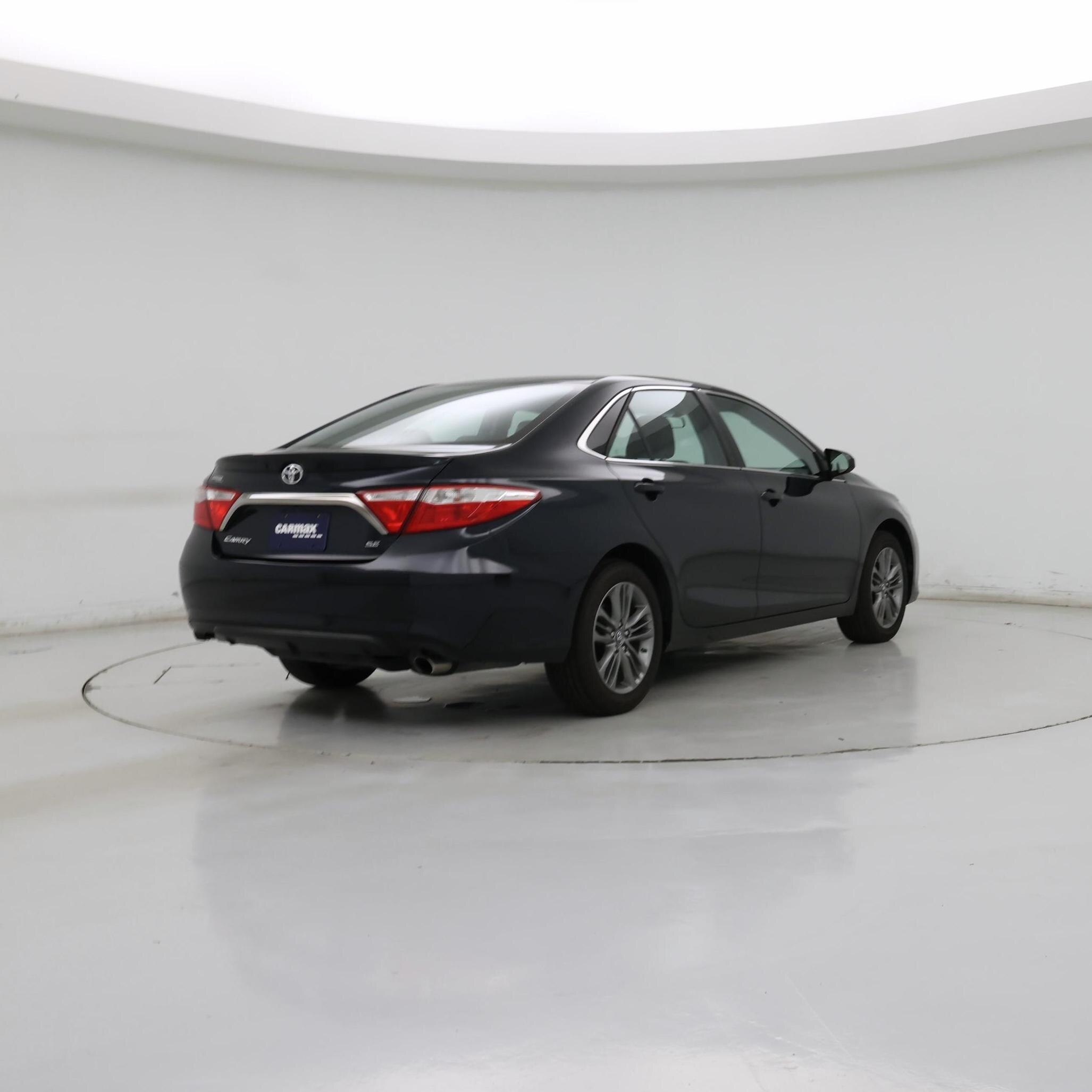 Thumbnail: 2017 Toyota Camry - 8