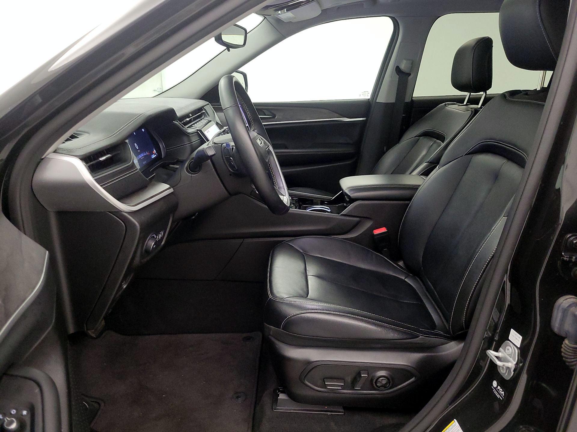 Thumbnail: 2022 Jeep Grand Cherokee L - 11