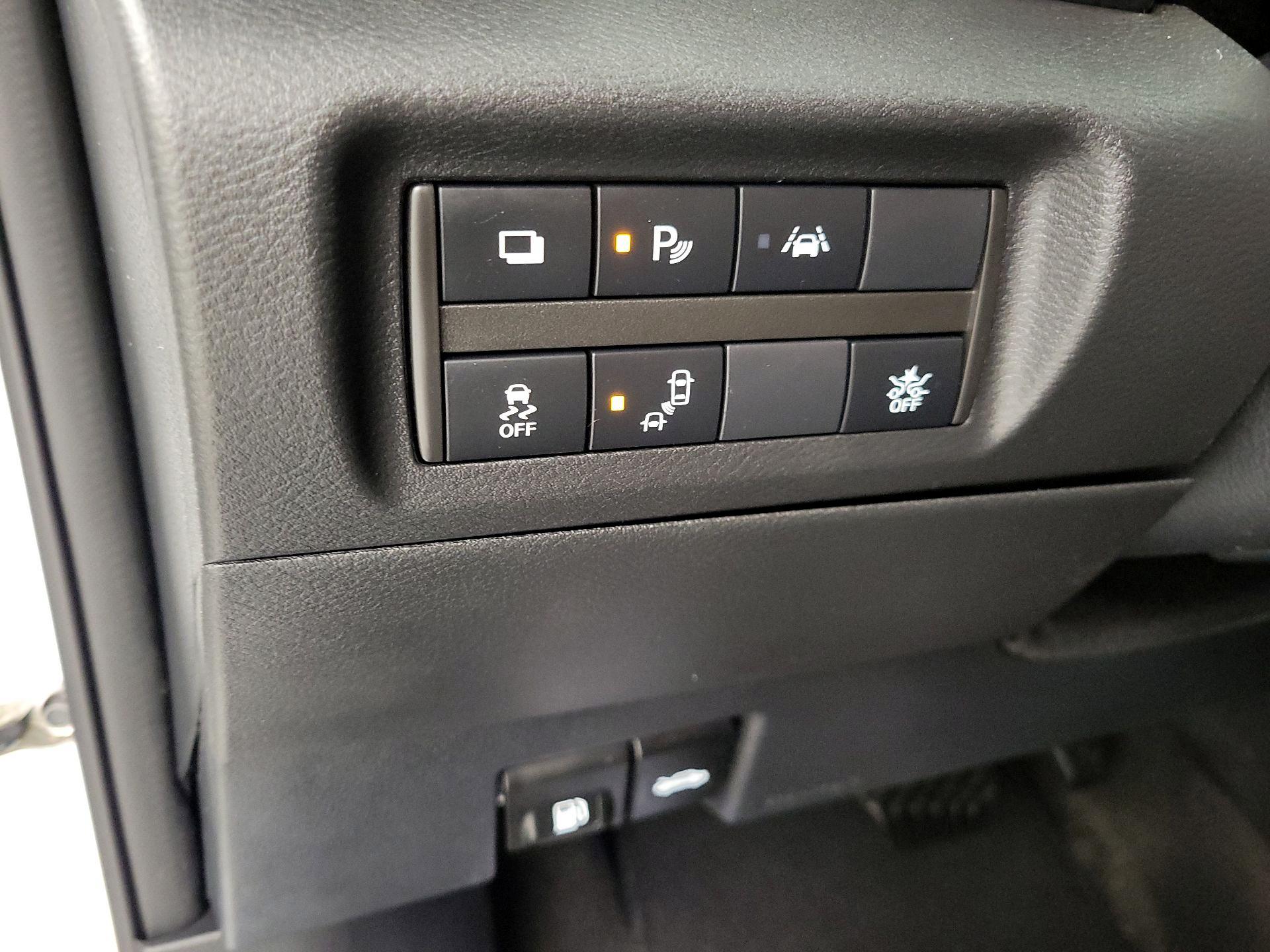 Thumbnail: 2022 Nissan Kicks - 13