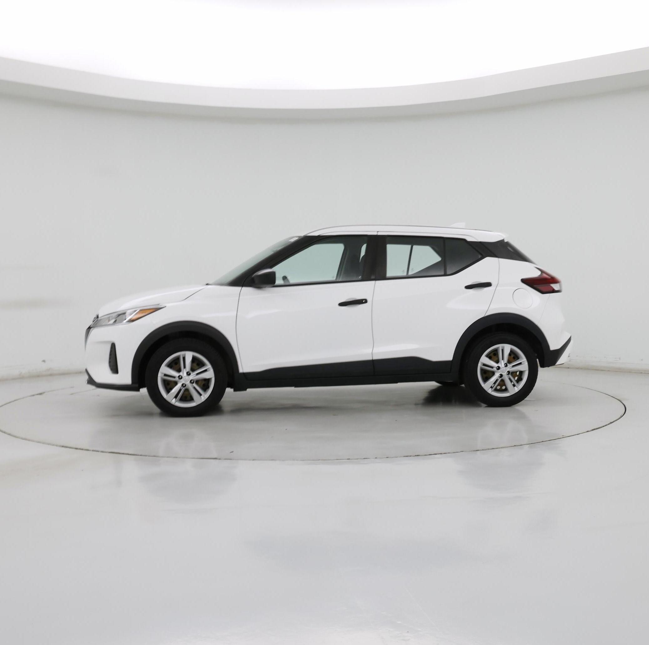 Thumbnail: 2022 Nissan Kicks - 3